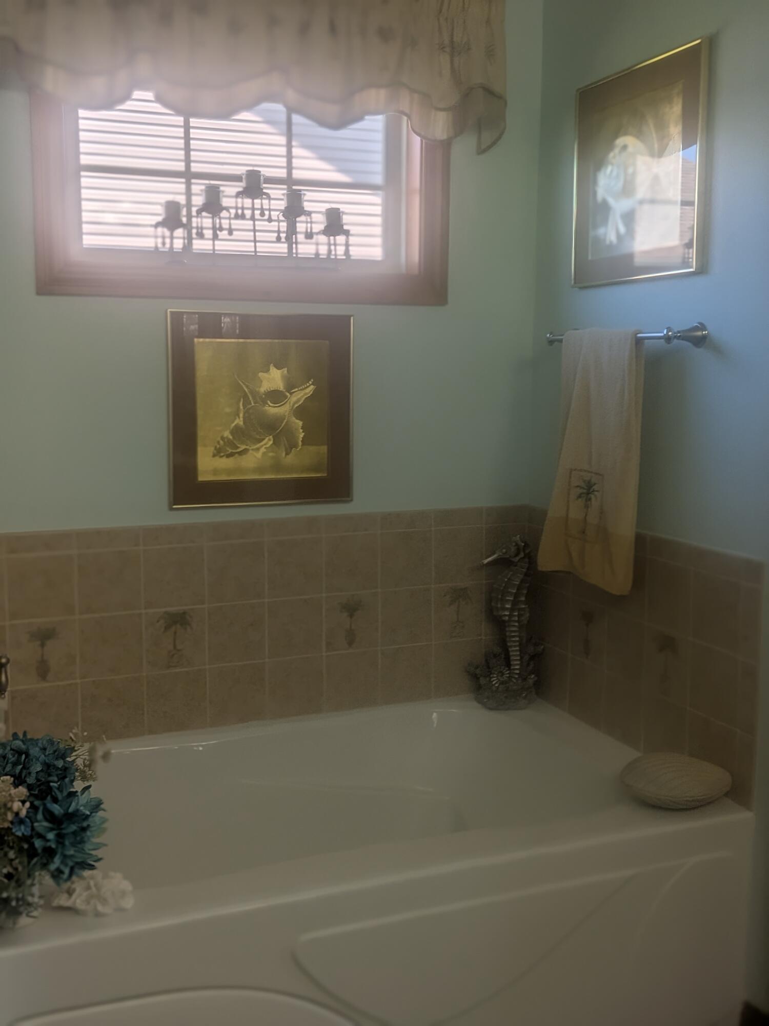 1455 Edinburgh, Troy, Ohio 45373