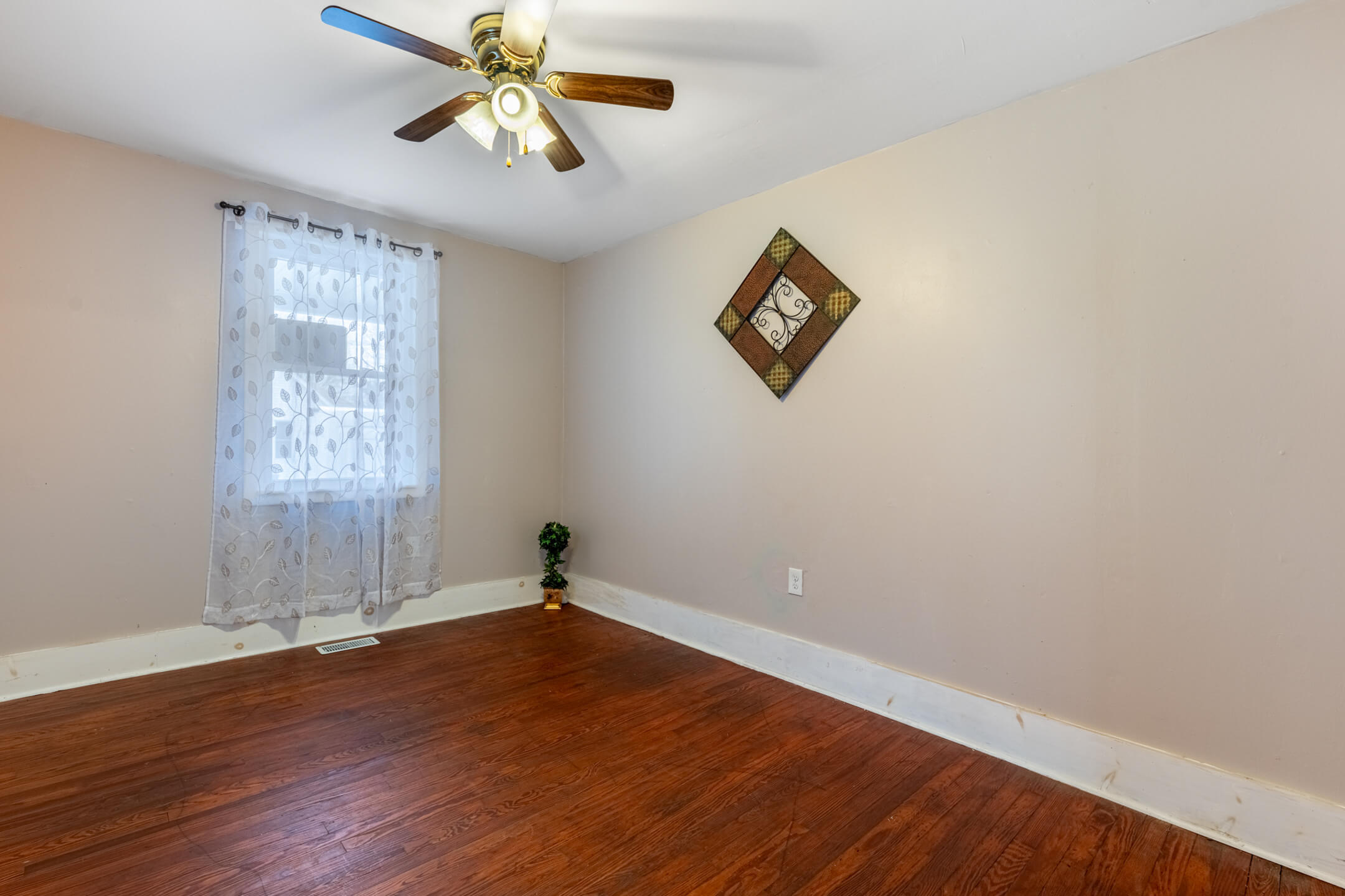 216 Short, Troy, Ohio 45373