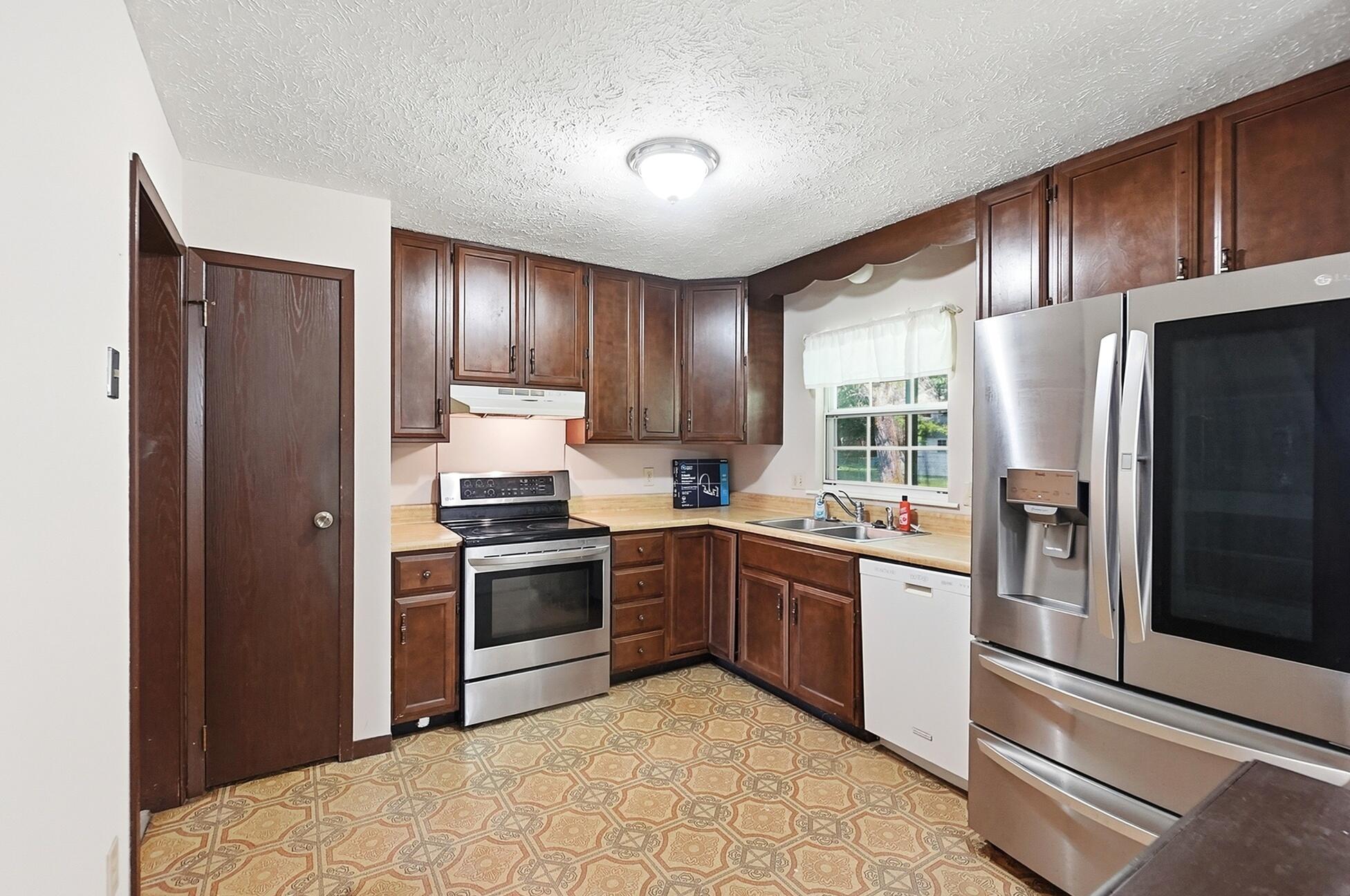 330 Main, South Vienna, Ohio 45369