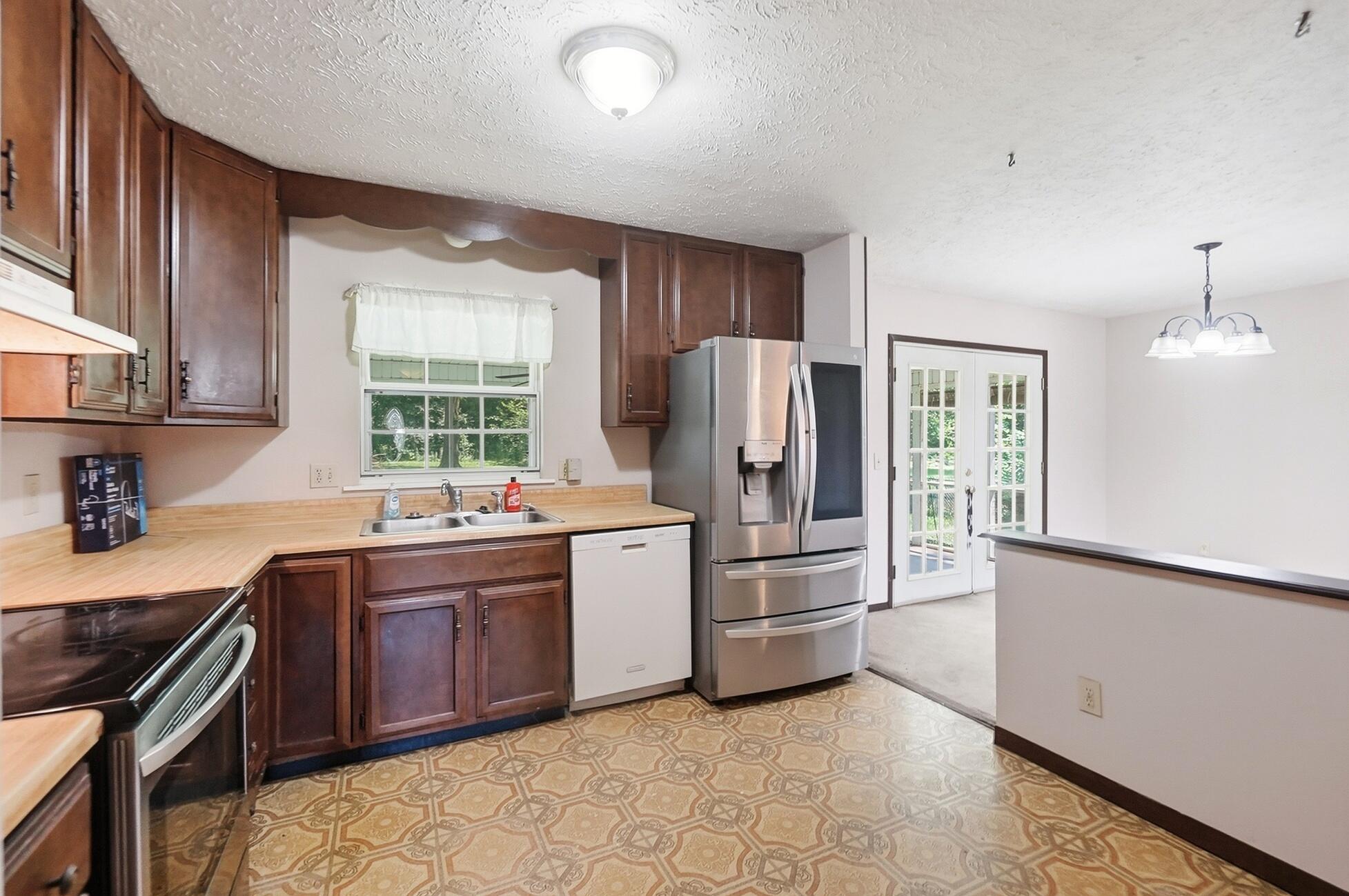 330 Main, South Vienna, Ohio 45369