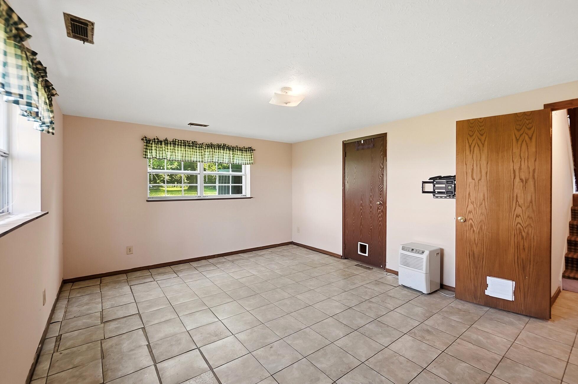 330 Main, South Vienna, Ohio 45369