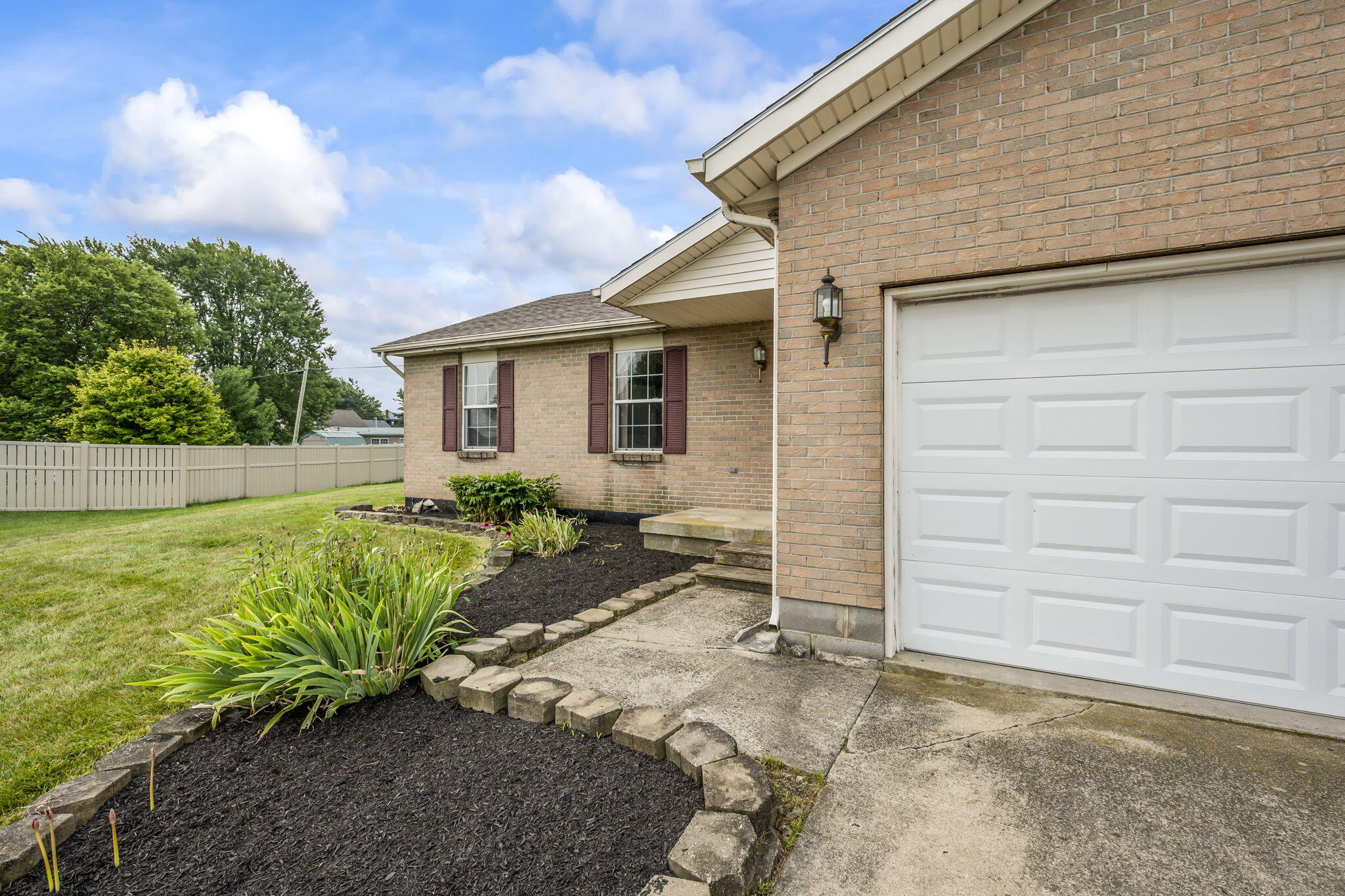 405 Patty, Bradford, Ohio 45308