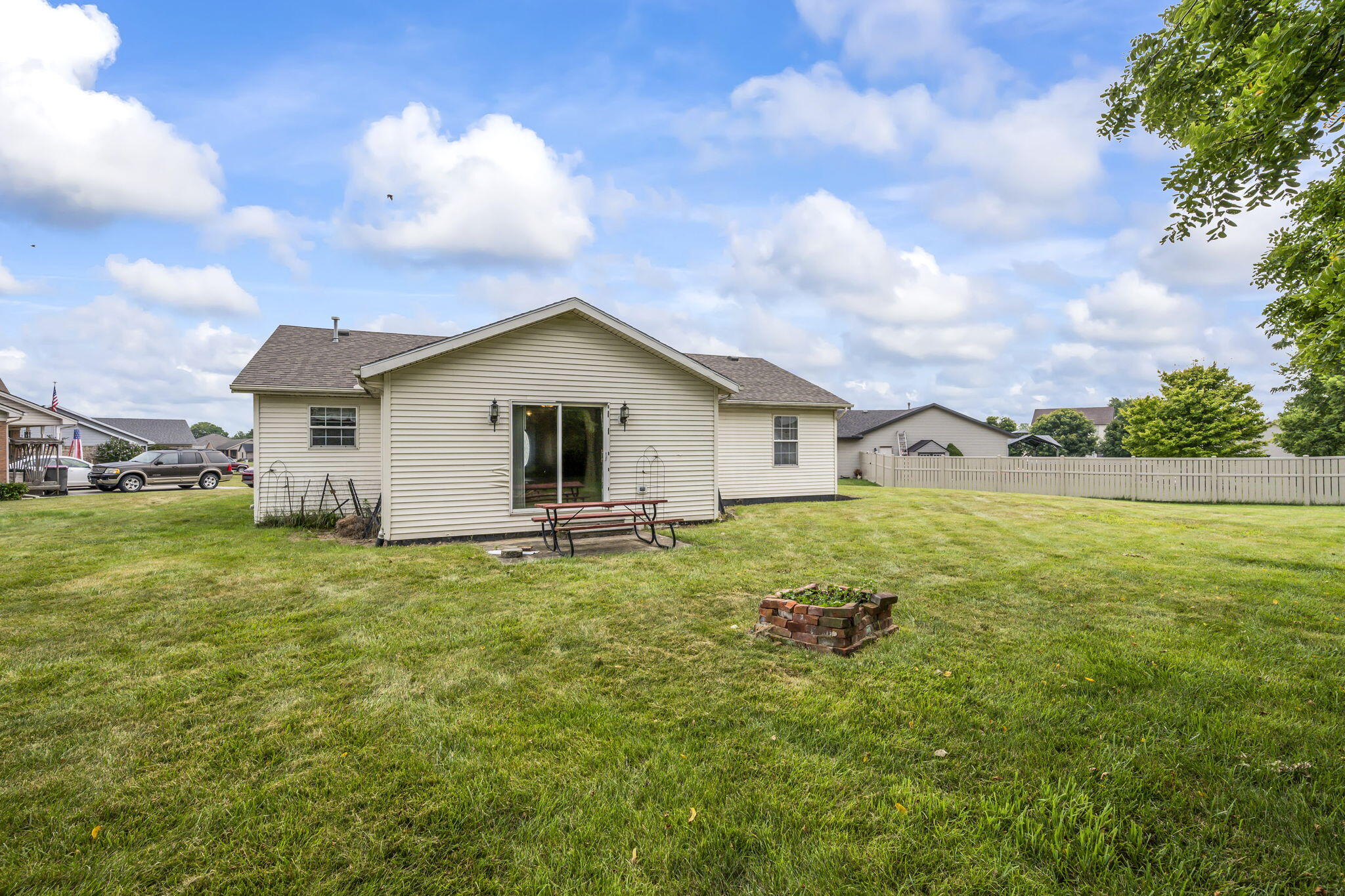 405 Patty, Bradford, Ohio 45308
