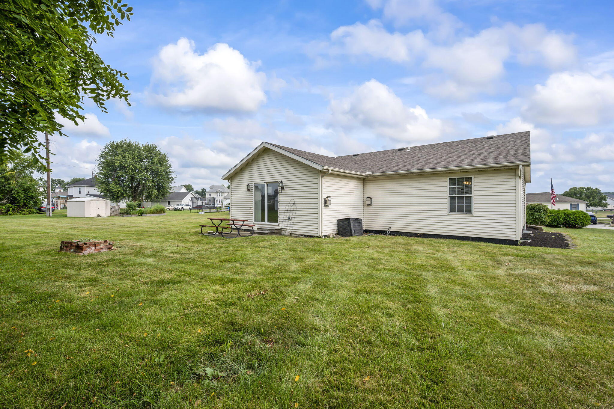 405 Patty, Bradford, Ohio 45308