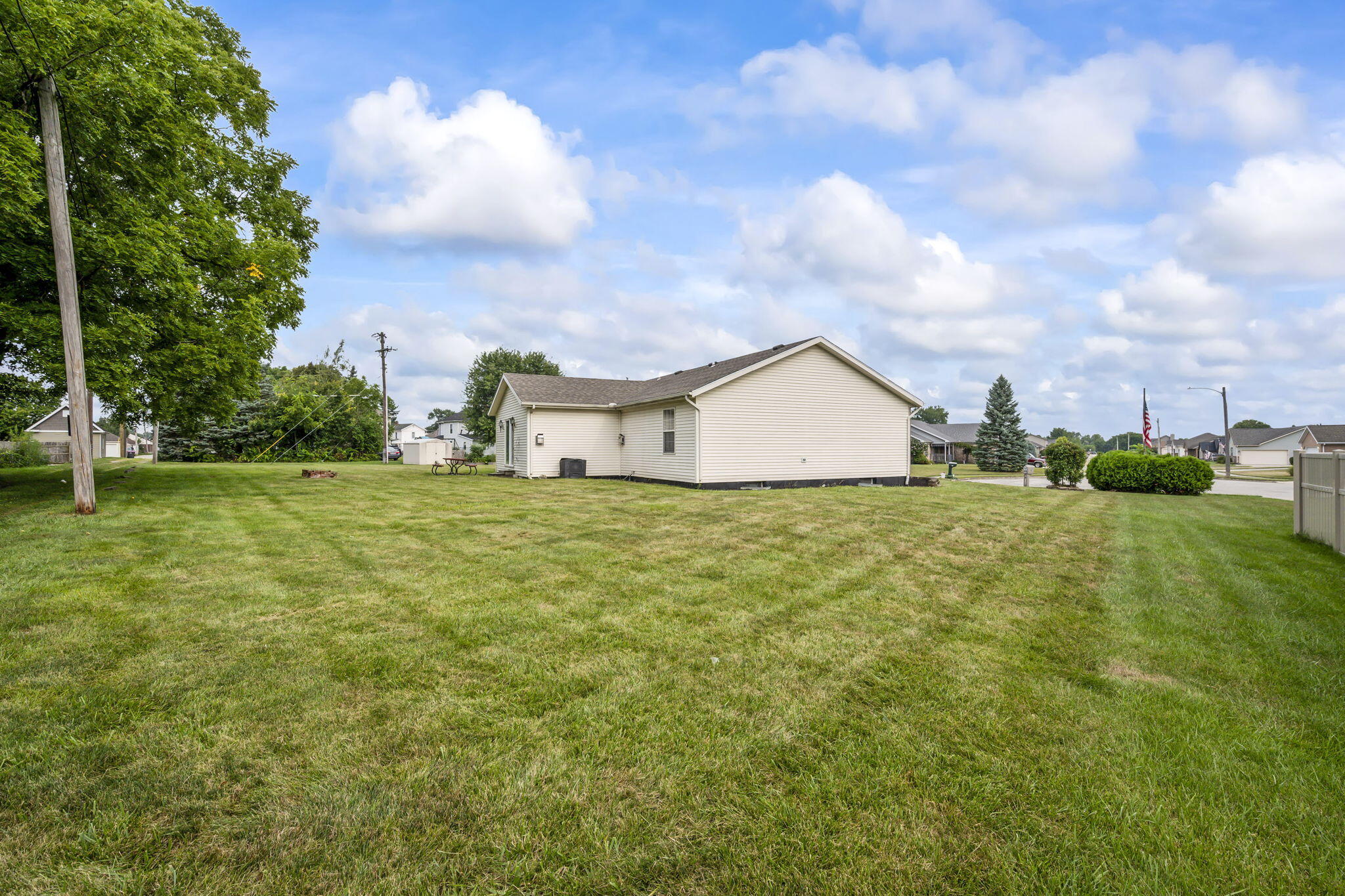 405 Patty, Bradford, Ohio 45308