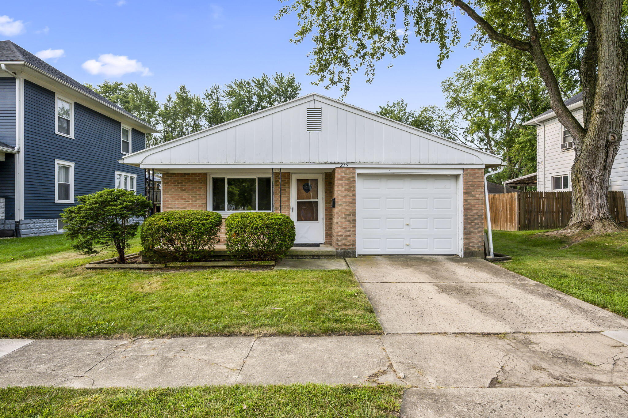 215 James, Bradford, Ohio 45308
