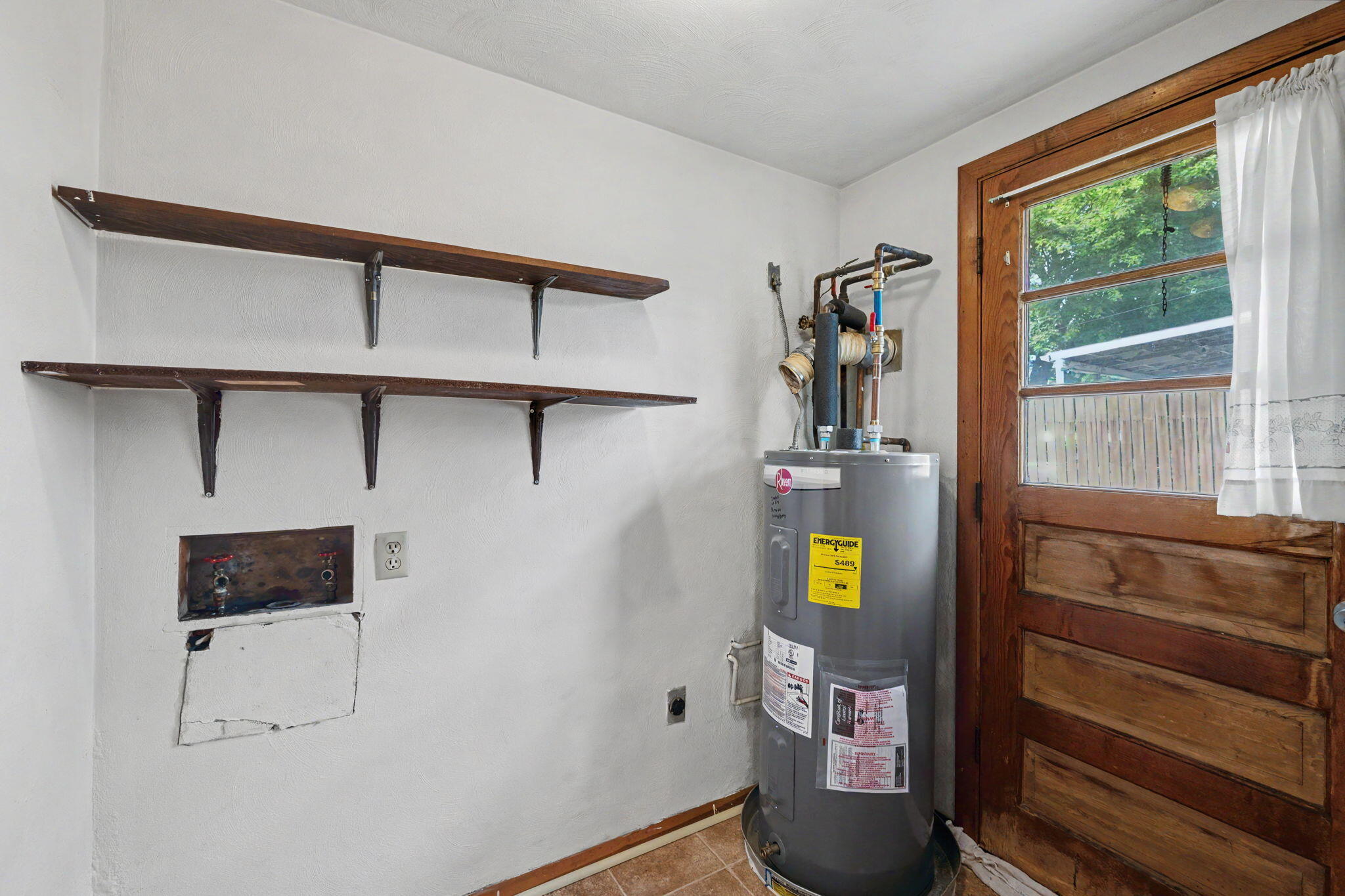 215 James, Bradford, Ohio 45308