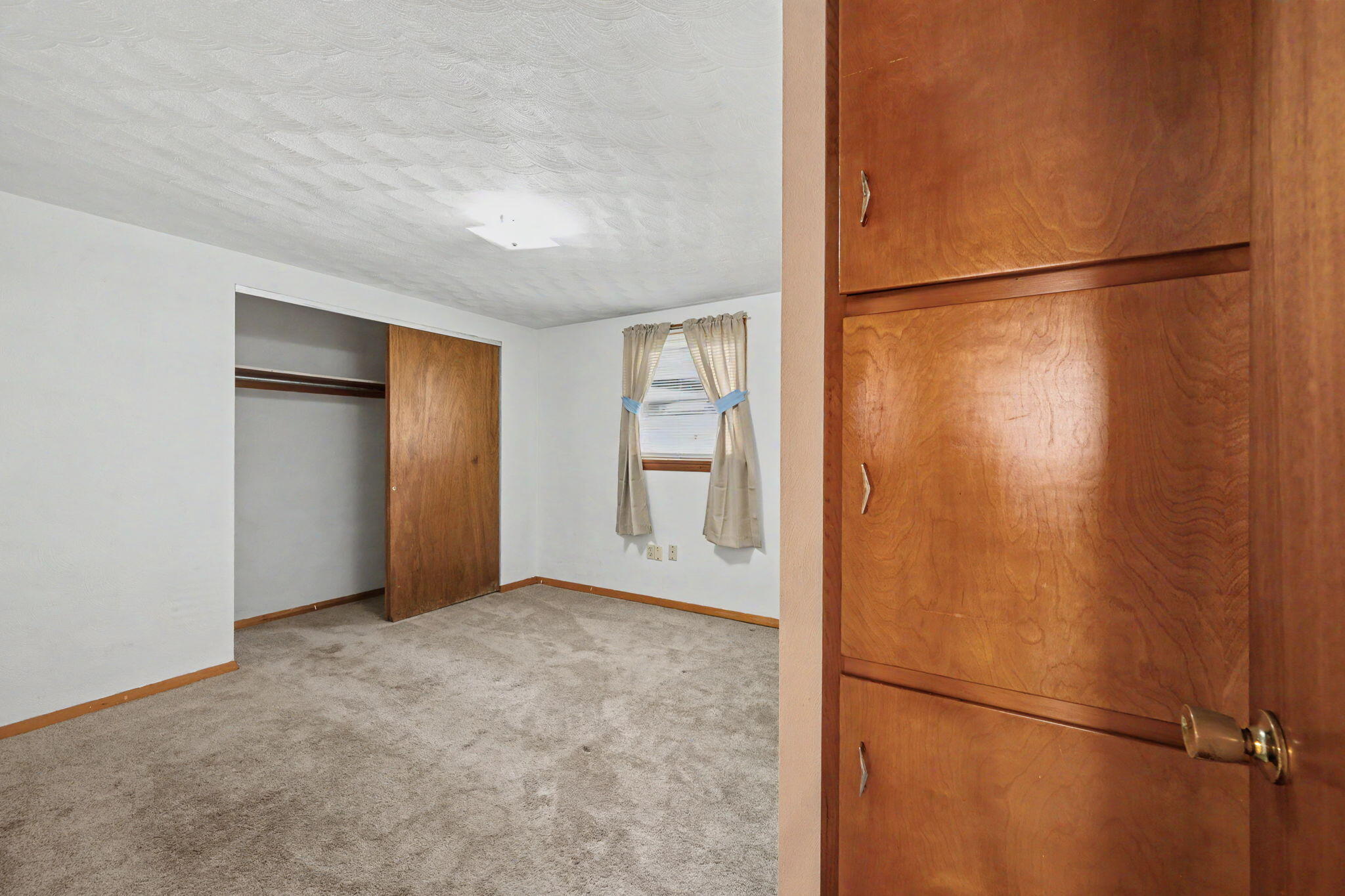215 James, Bradford, Ohio 45308