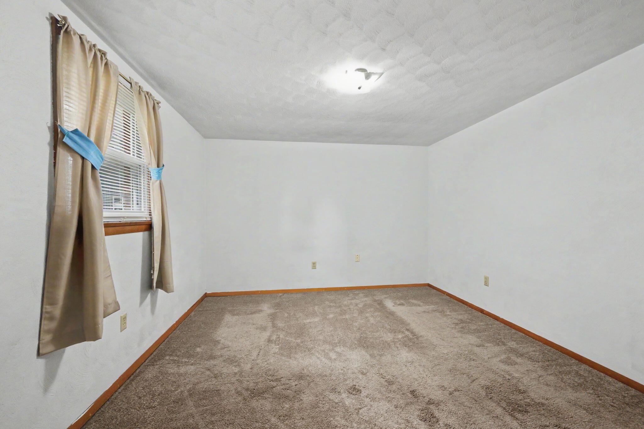 215 James, Bradford, Ohio 45308