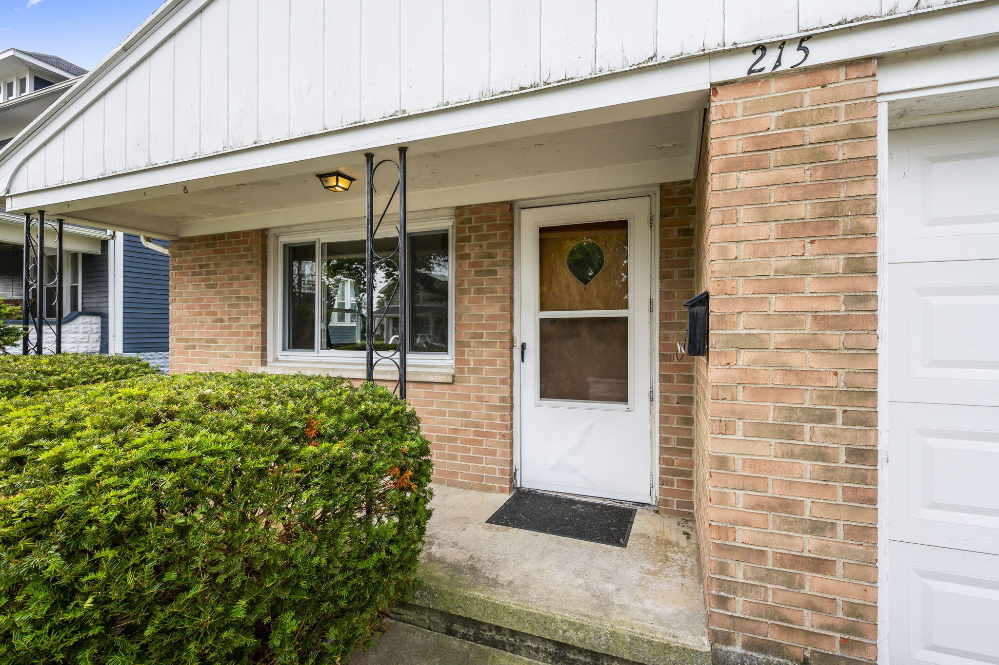 215 James, Bradford, Ohio 45308