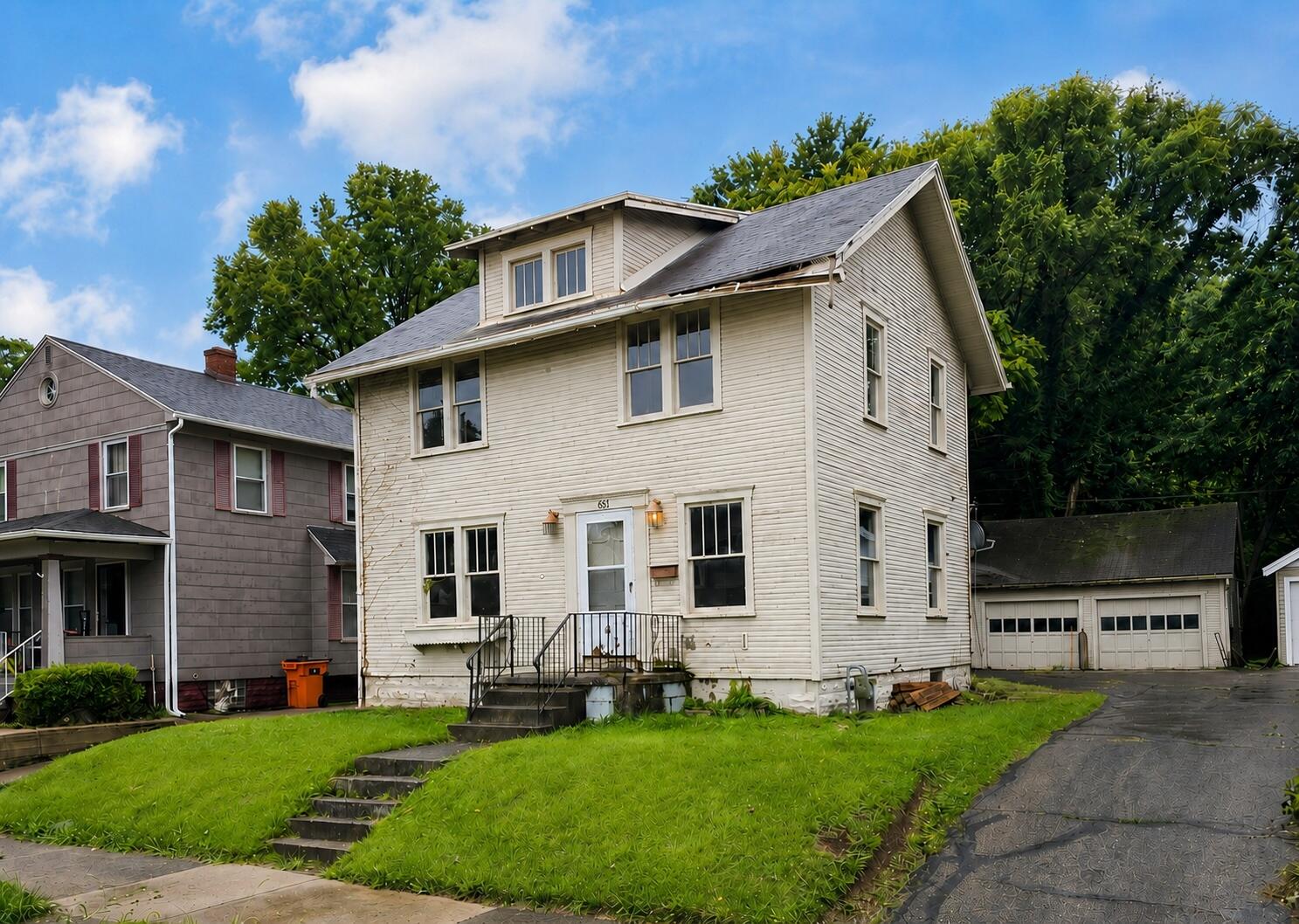 831 Cecil, Springfield, Ohio 45503