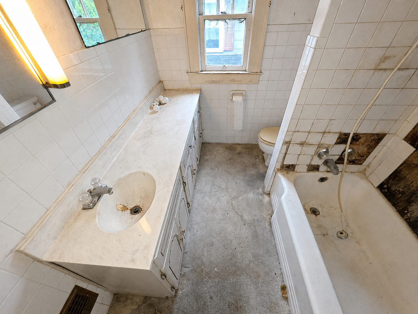 831 Cecil, Springfield, Ohio 45503
