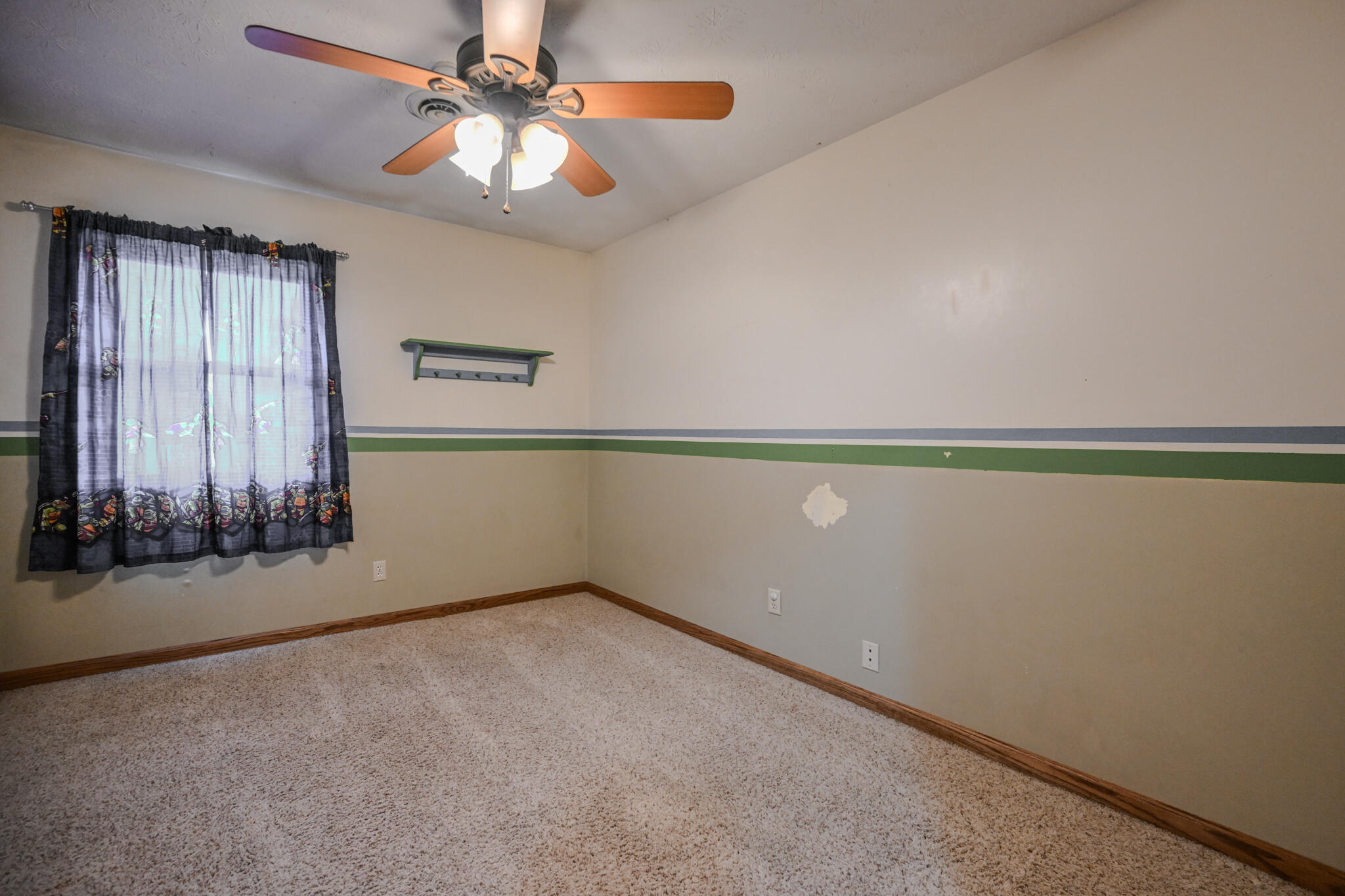 668 Suncrest, Springfield, Ohio 45503