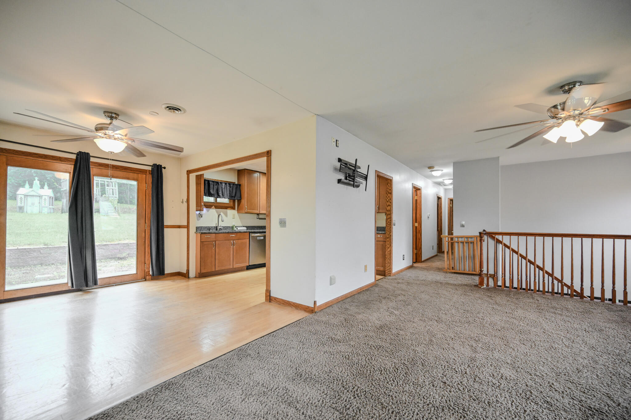 668 Suncrest, Springfield, Ohio 45503
