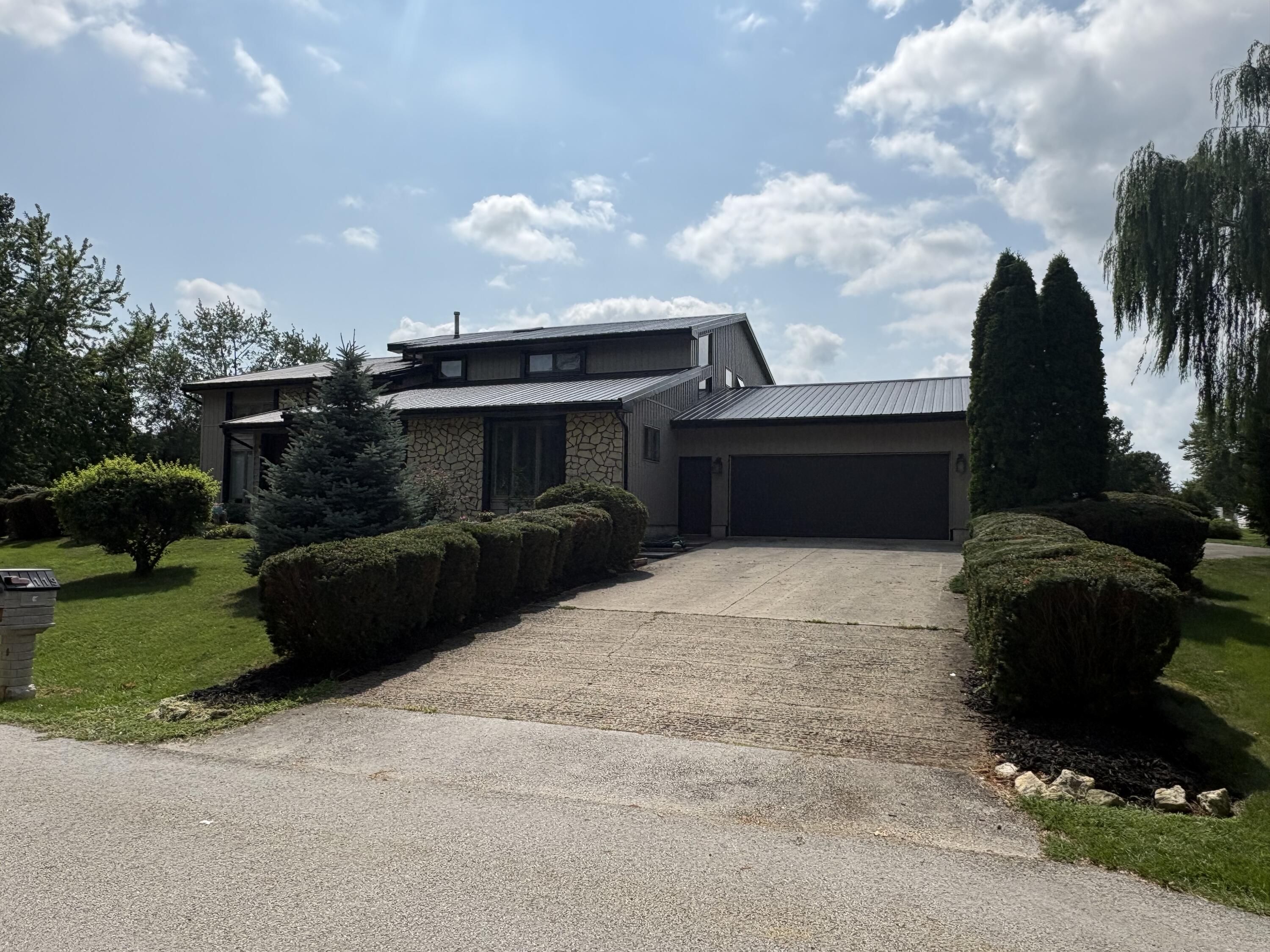 119 Schelich, Celina, Ohio 45822