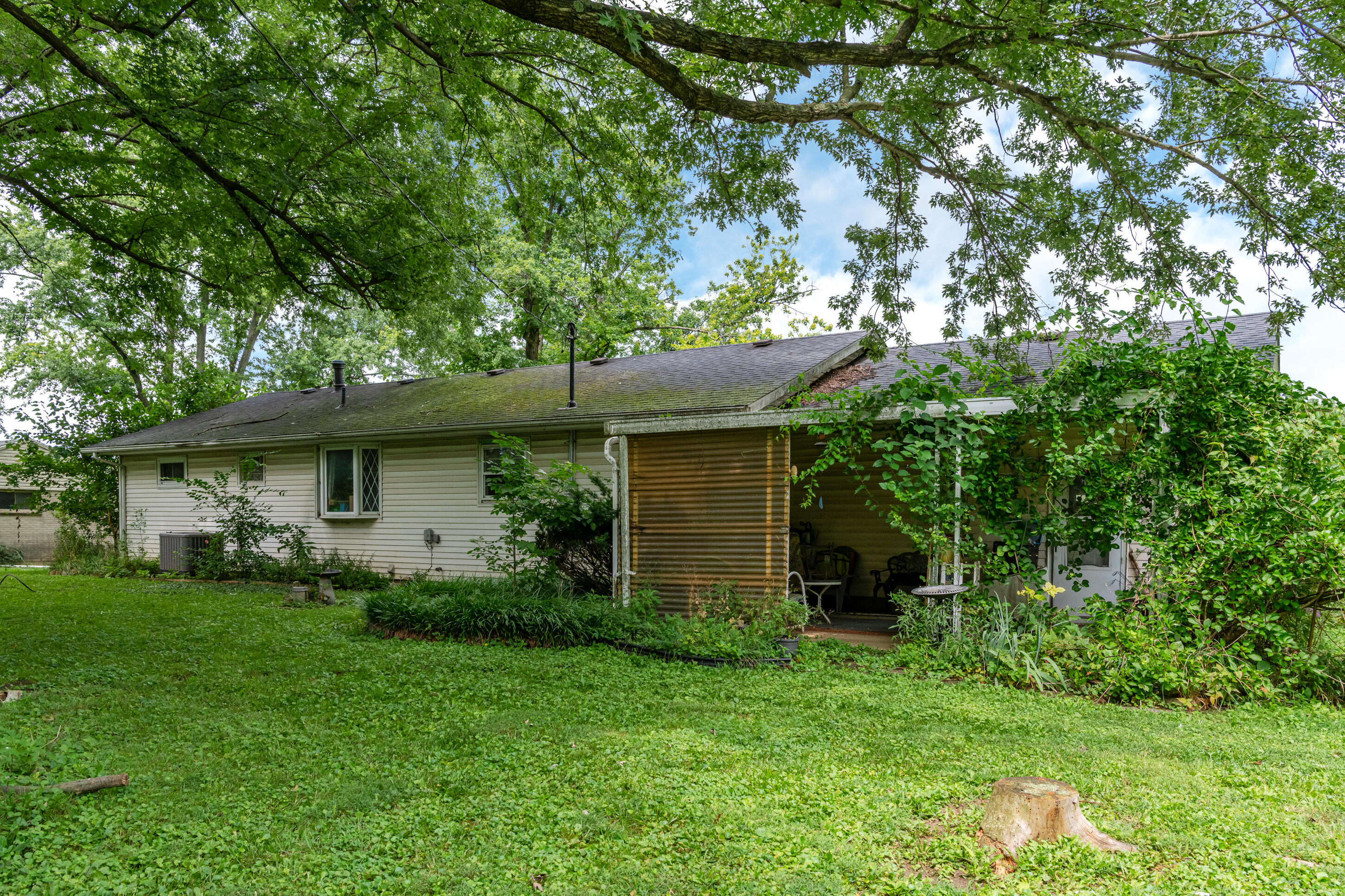 2332 Erter, Springfield, Ohio 45503