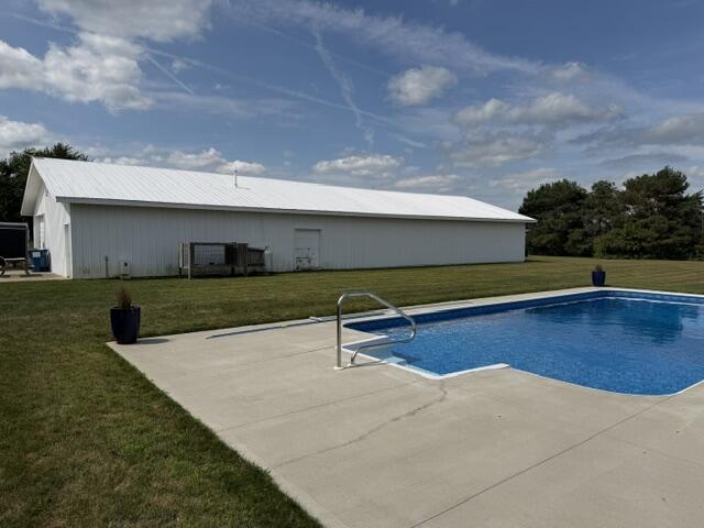 9300 Lena Palestine, Conover, Ohio 45317