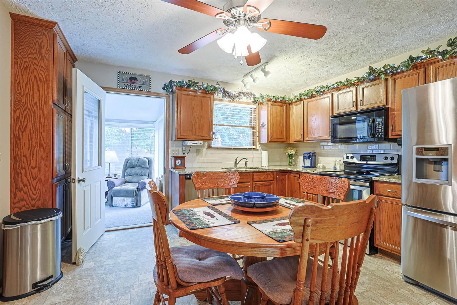 1314 Sanlor, West Milton, Ohio 45383