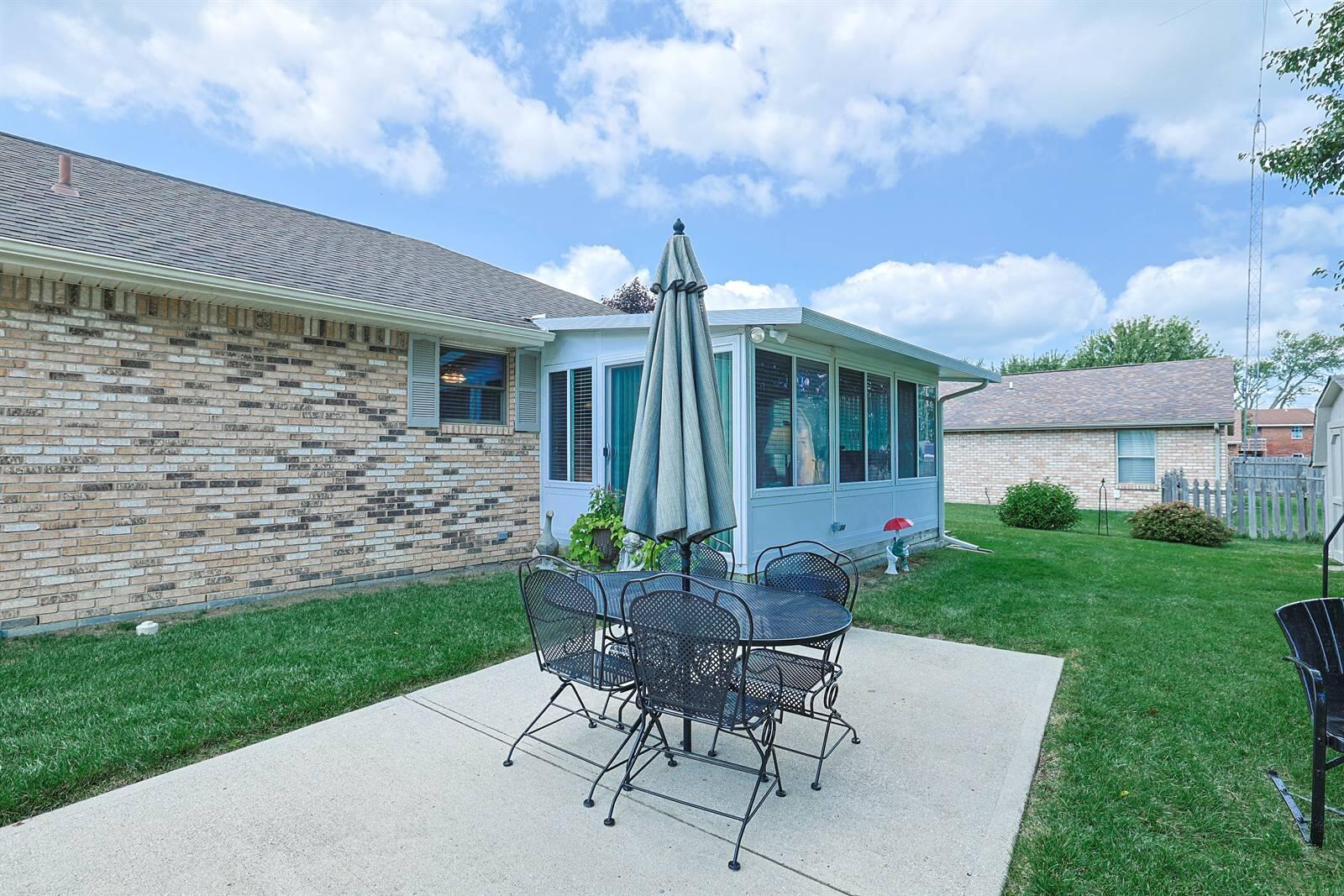 1314 Sanlor, West Milton, Ohio 45383