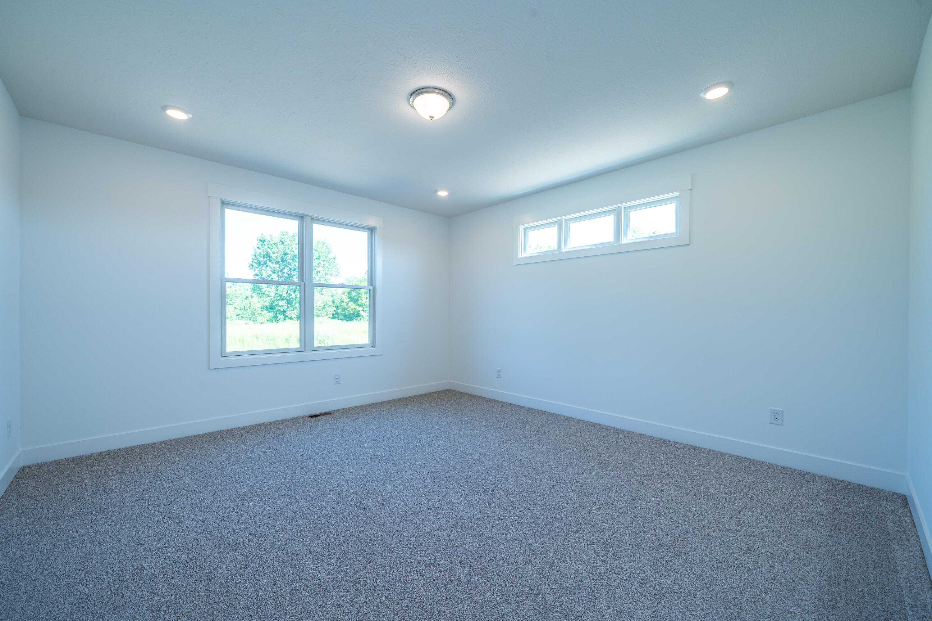 3631 Kingsgate, Springfield, Ohio 45503