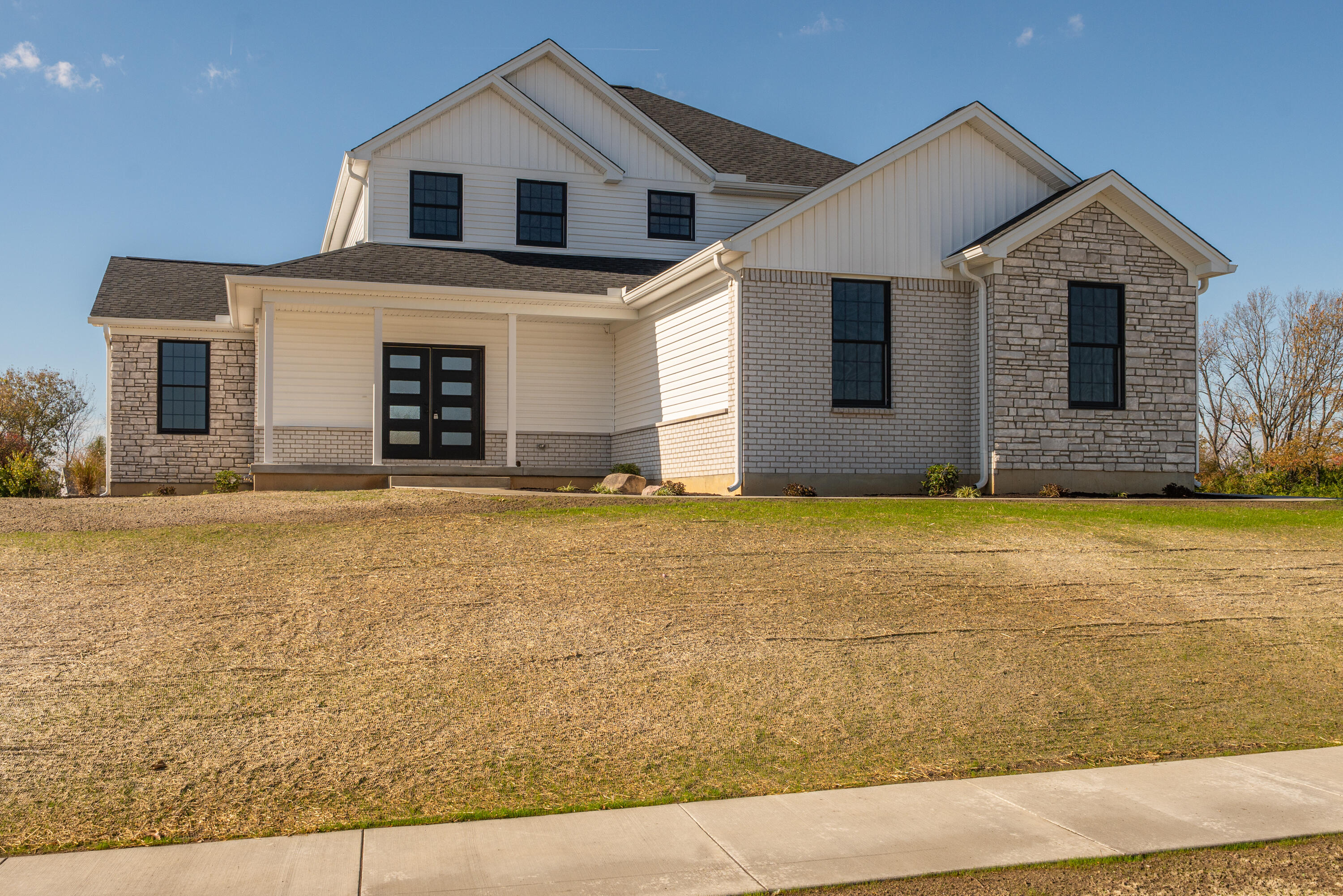 3631 Kingsgate, Springfield, Ohio 45503