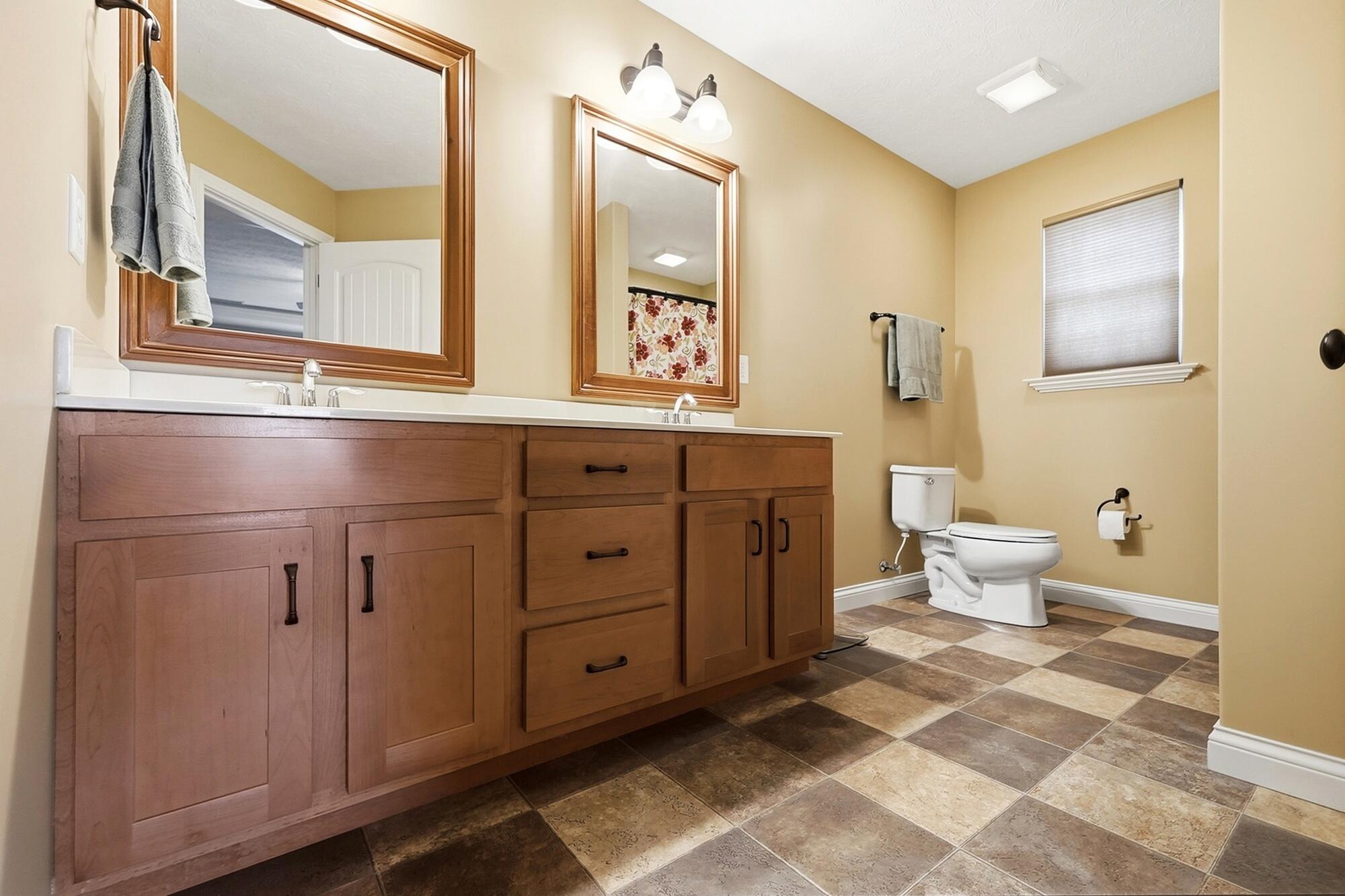 2655 Shady Tree, Troy, Ohio 45373