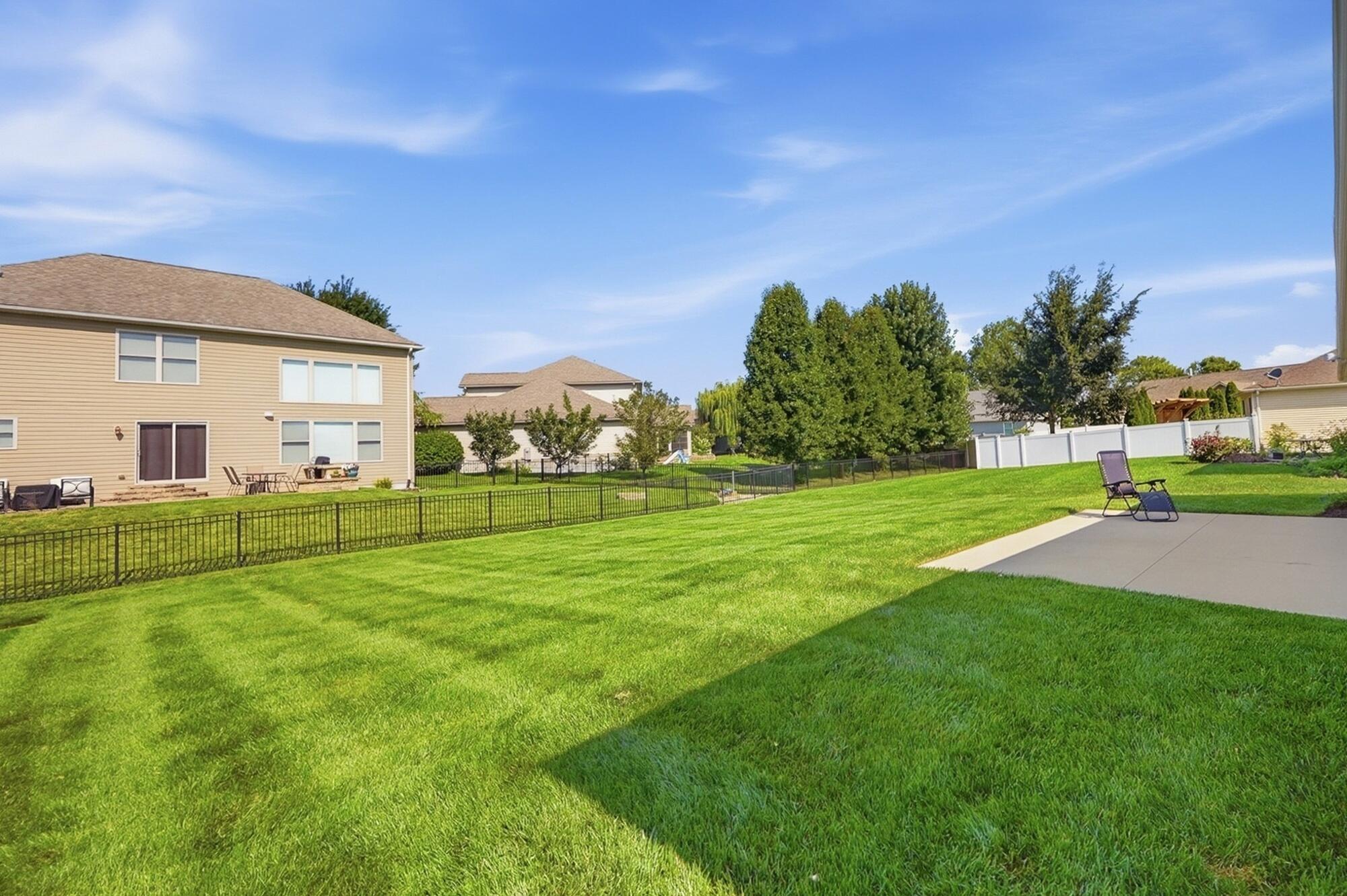 2655 Shady Tree, Troy, Ohio 45373
