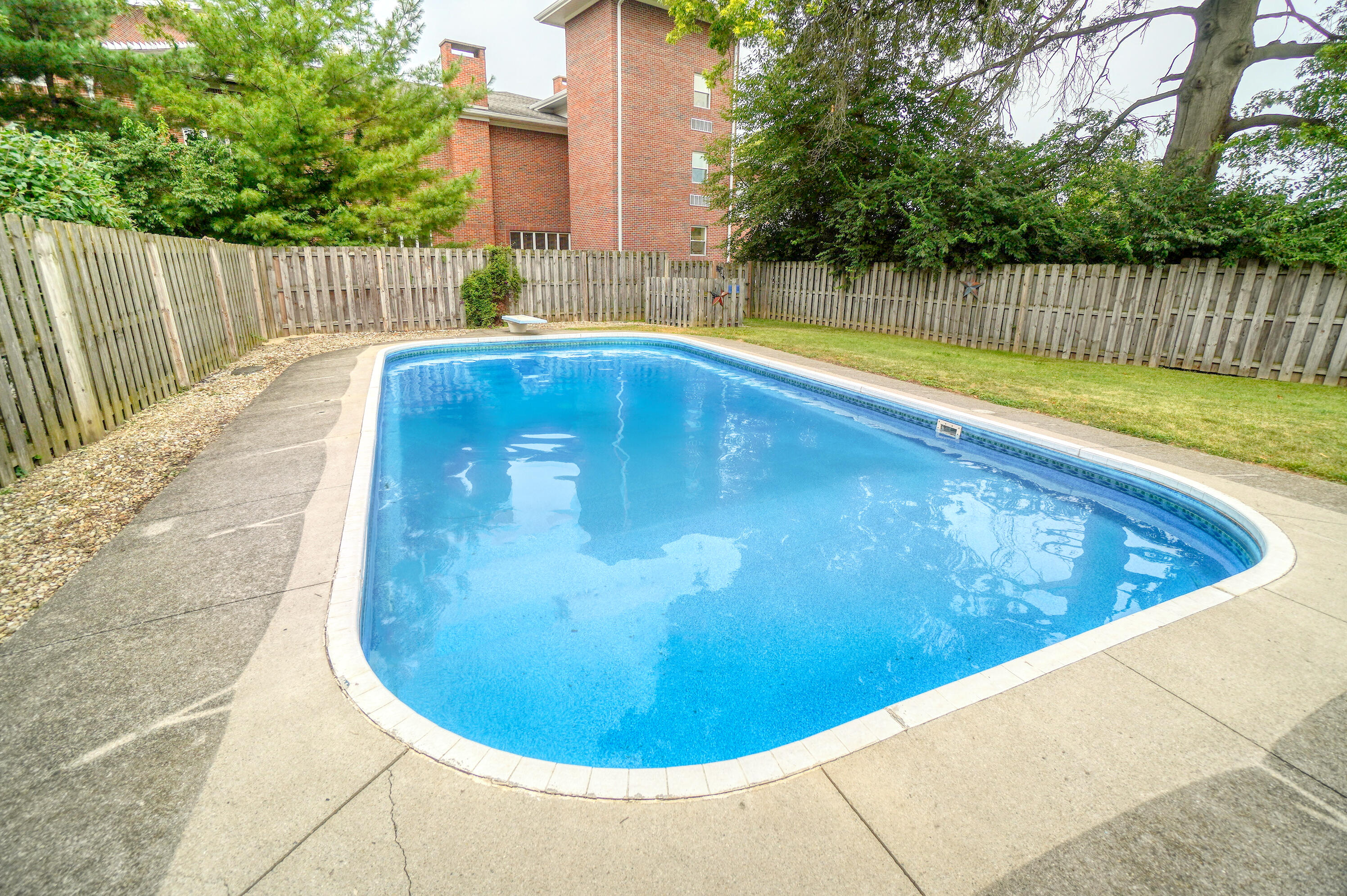 529 Nixon, Lima, Ohio 45805