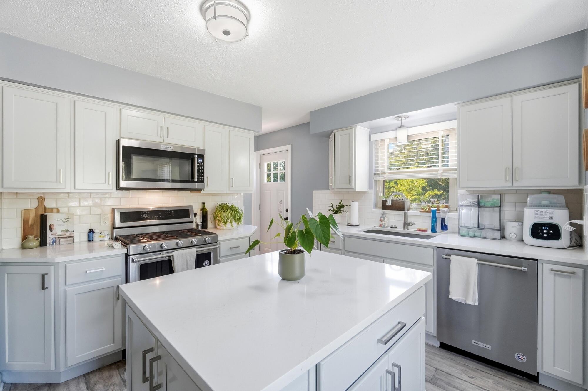 2960 Oakland, Dayton, Ohio 45409