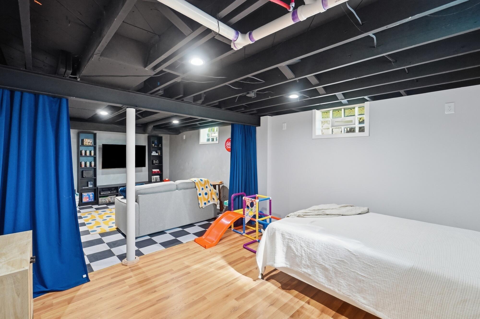 2960 Oakland, Dayton, Ohio 45409