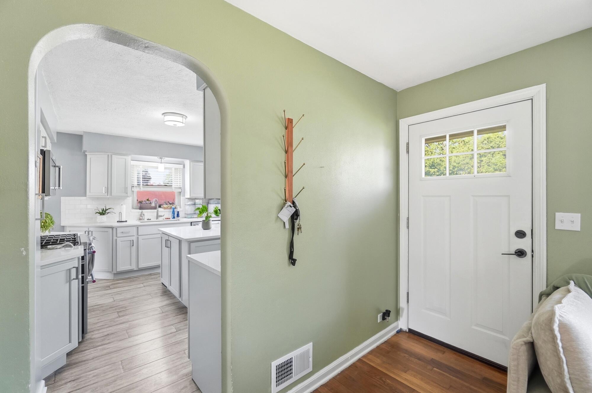 2960 Oakland, Dayton, Ohio 45409