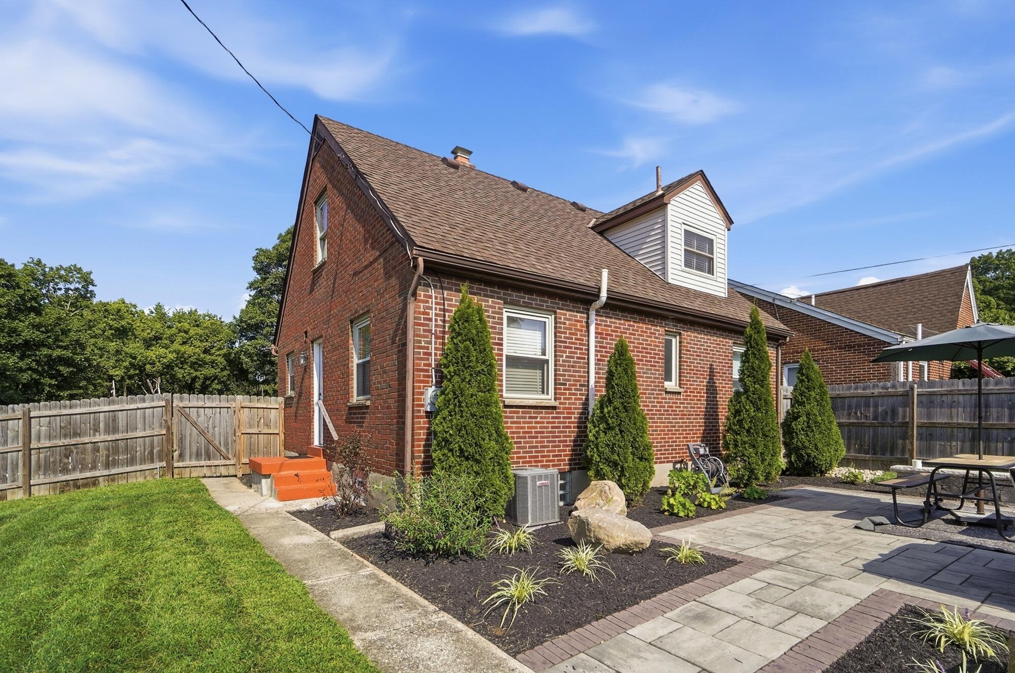 2960 Oakland, Dayton, Ohio 45409