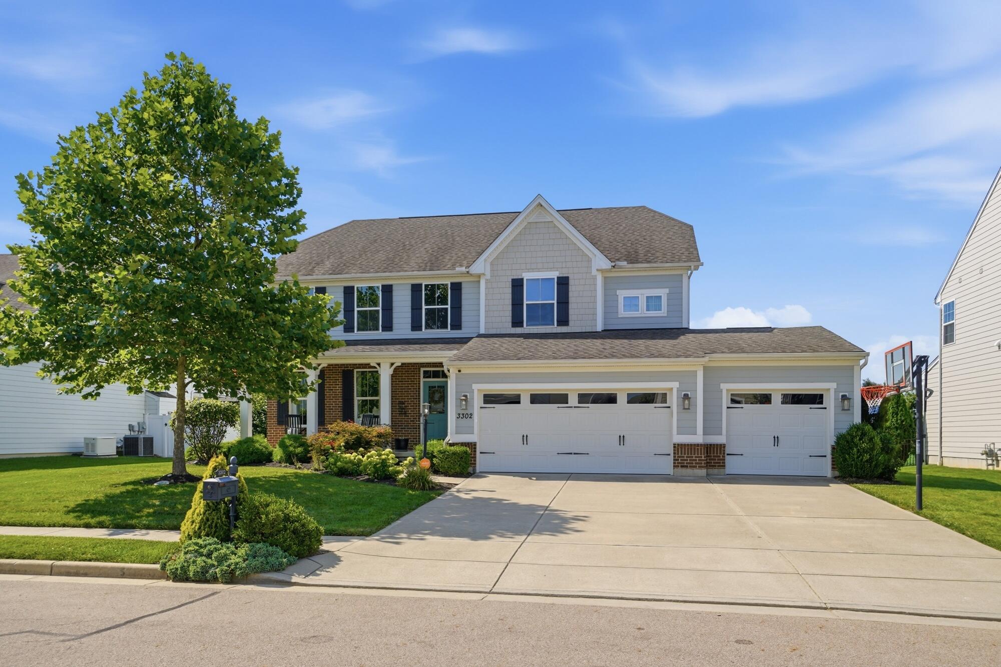 3302 Heatherstone, Troy, Ohio 45373