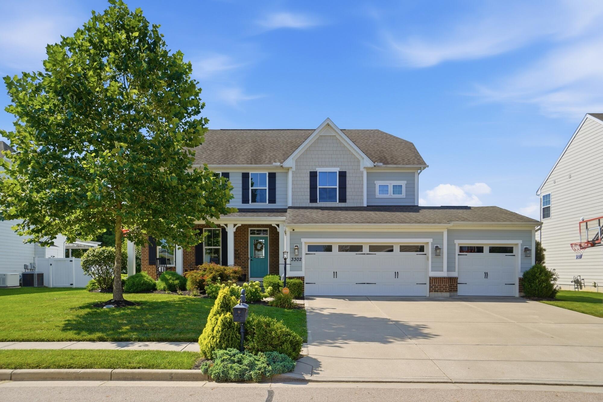 3302 Heatherstone, Troy, Ohio 45373