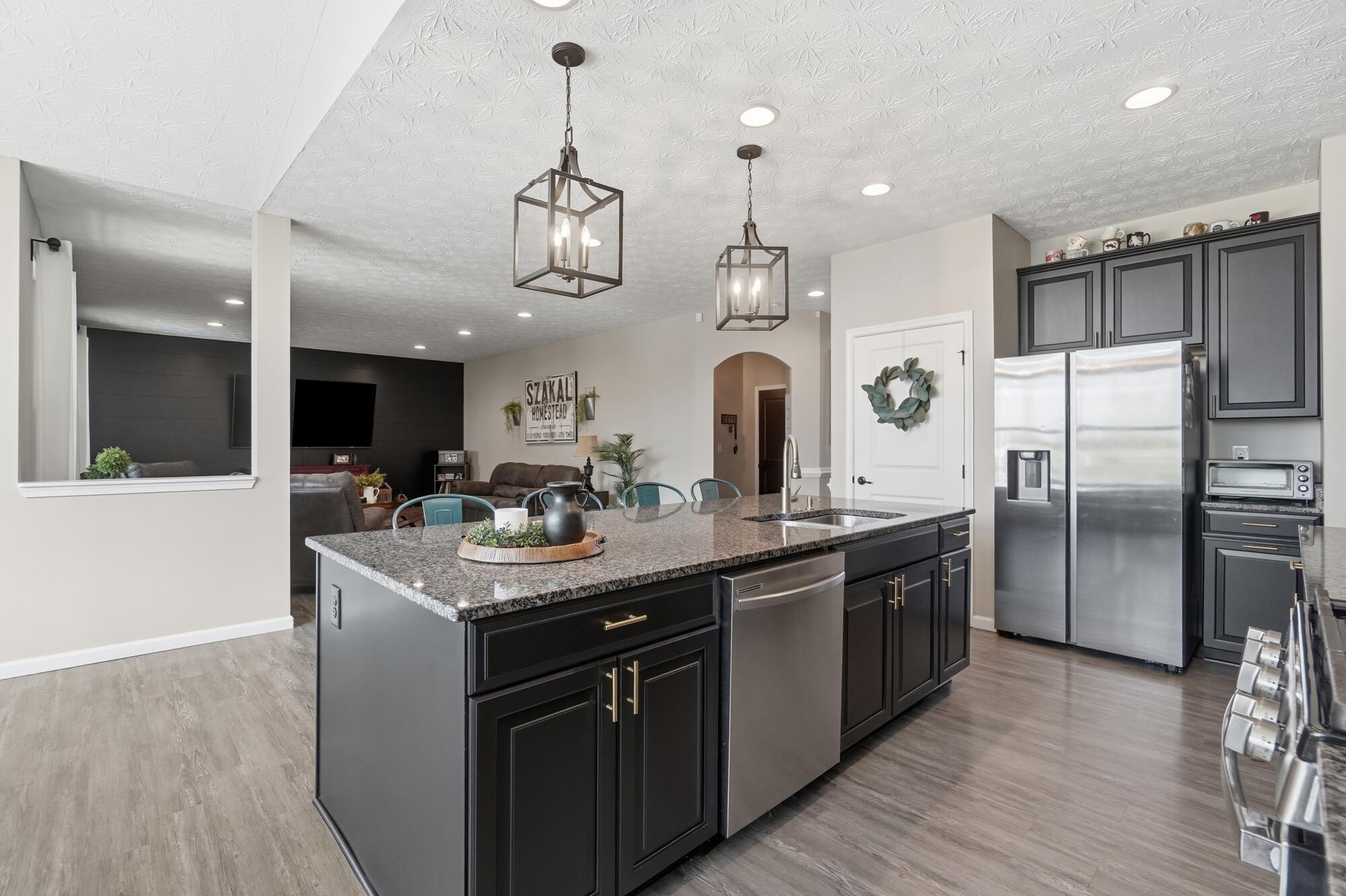 3302 Heatherstone, Troy, Ohio 45373