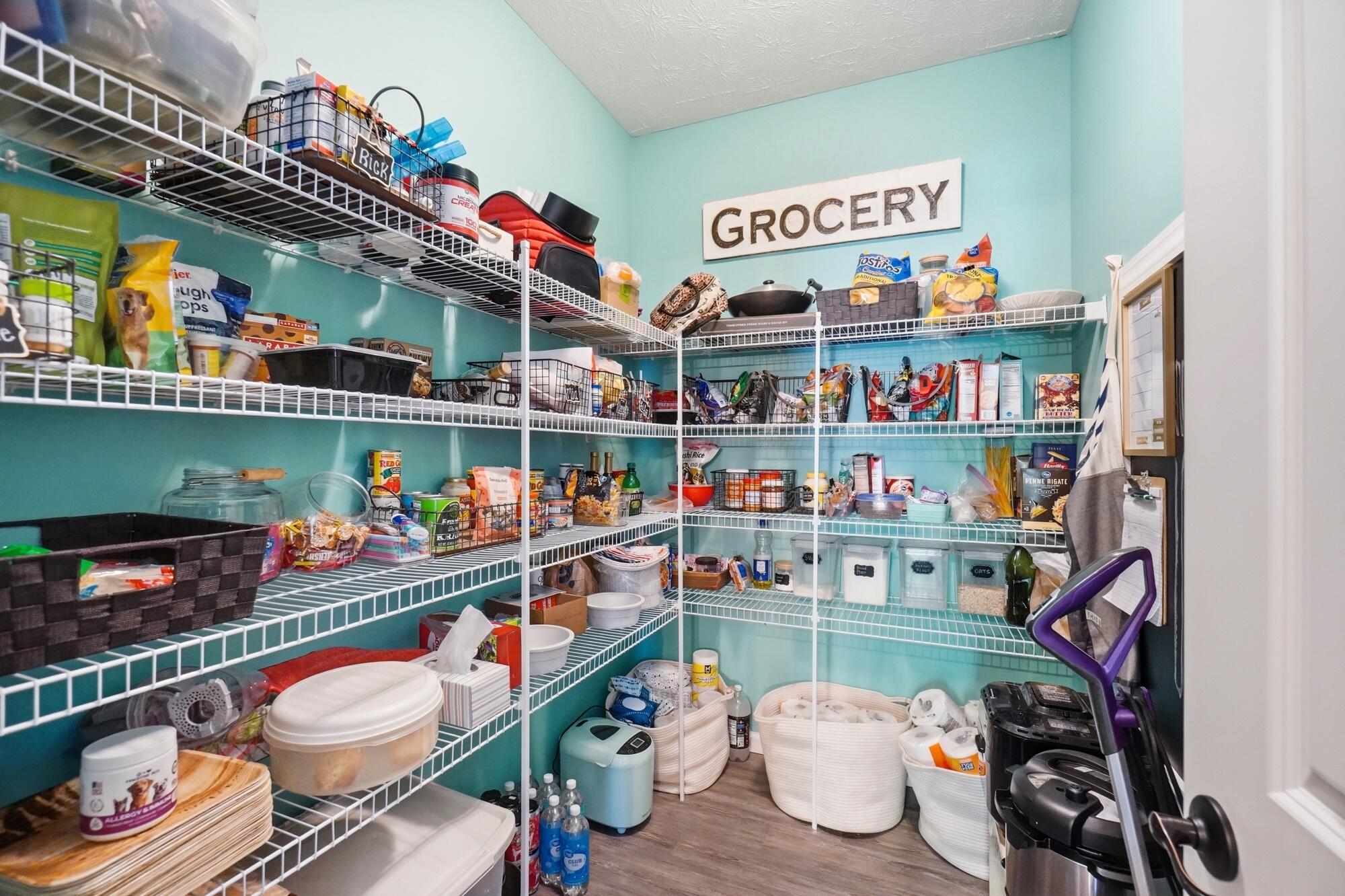 3302 Heatherstone, Troy, Ohio 45373