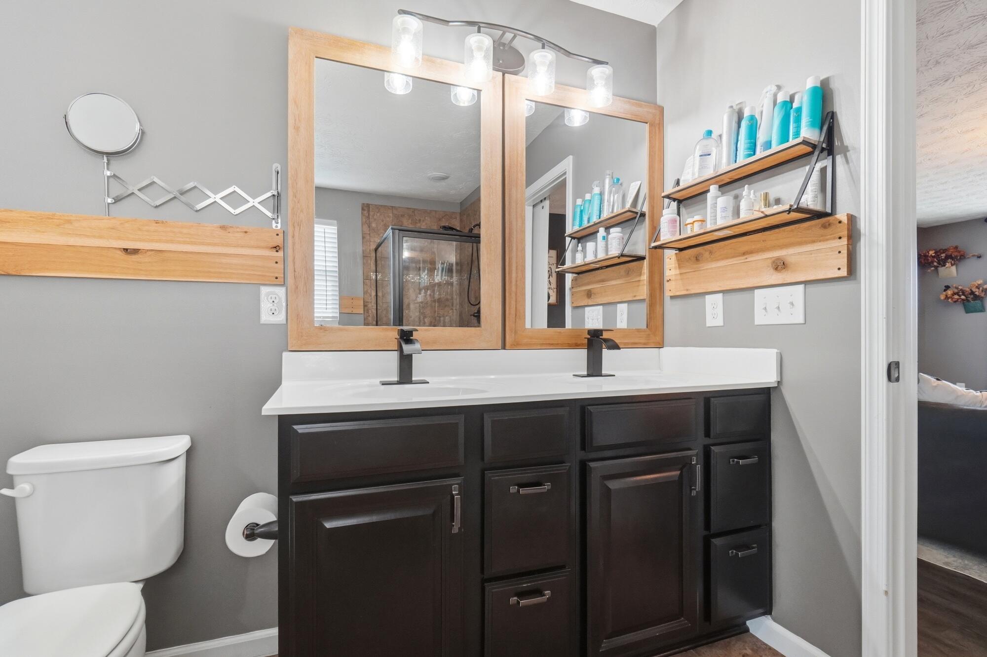 3302 Heatherstone, Troy, Ohio 45373