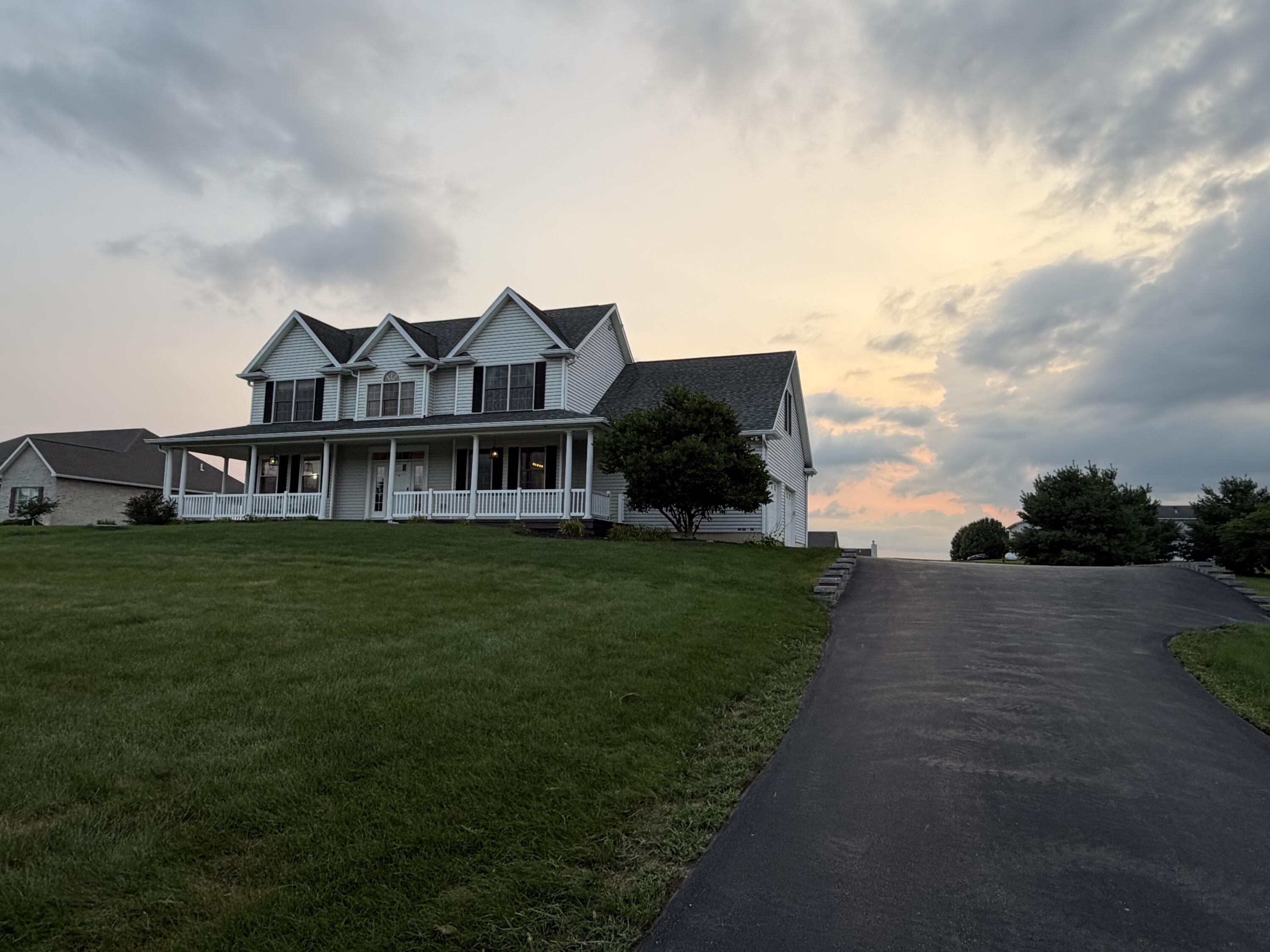 3223 Windy Ridge, Springfield, Ohio 45502