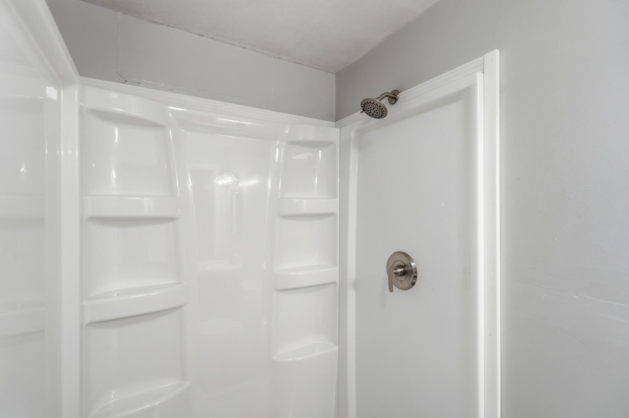 140 Keller, Bradford, Ohio 45308