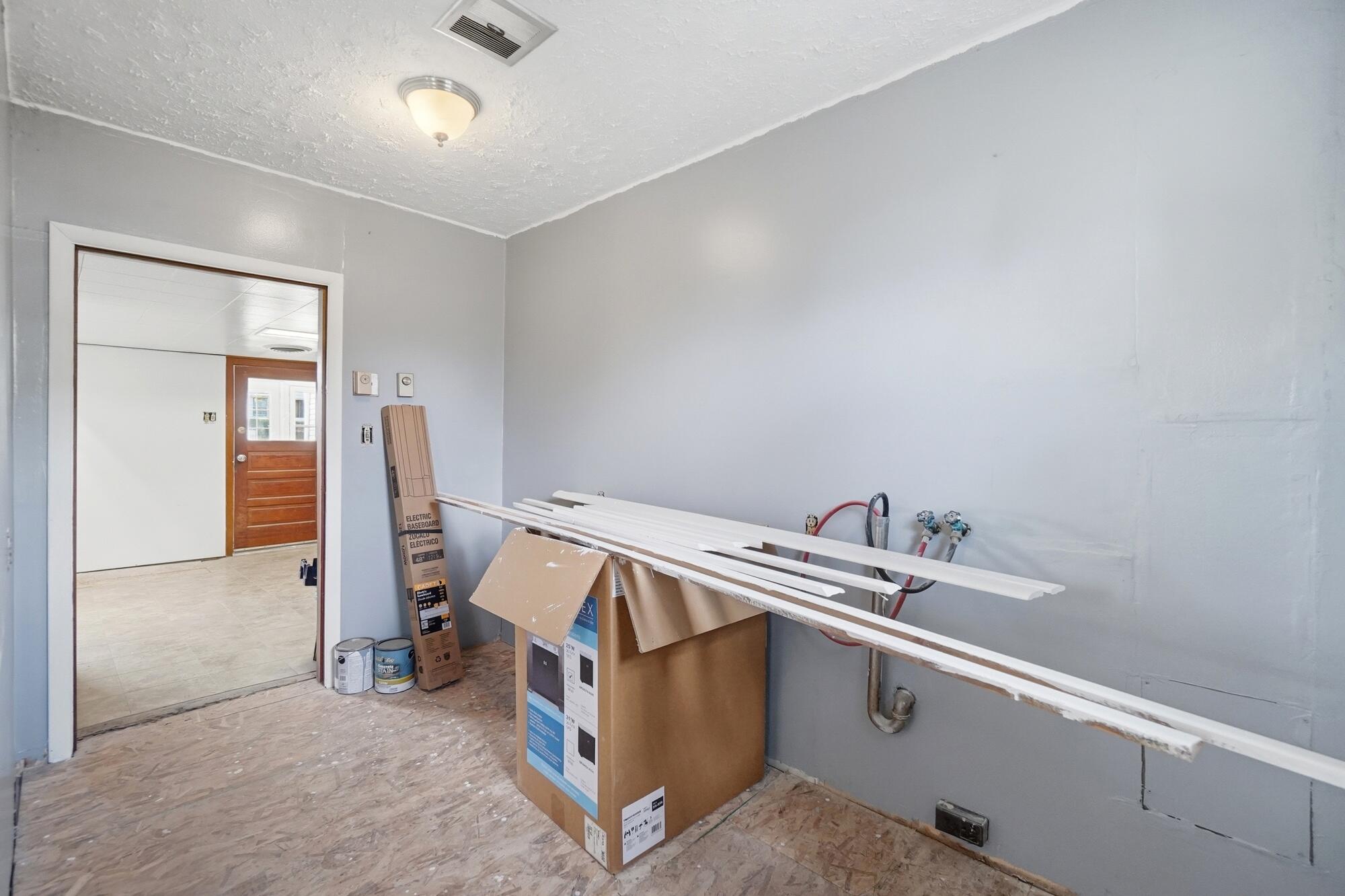 140 Keller, Bradford, Ohio 45308