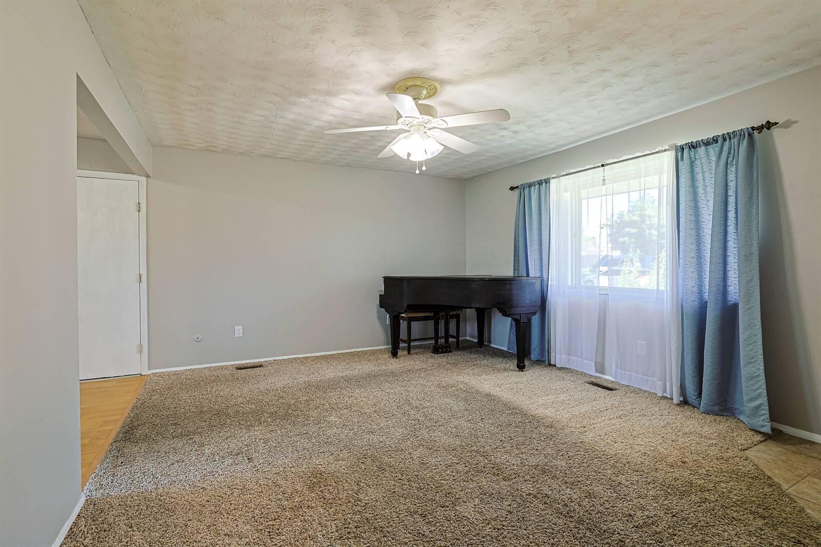 1609 Amherst, Piqua, Ohio 45356