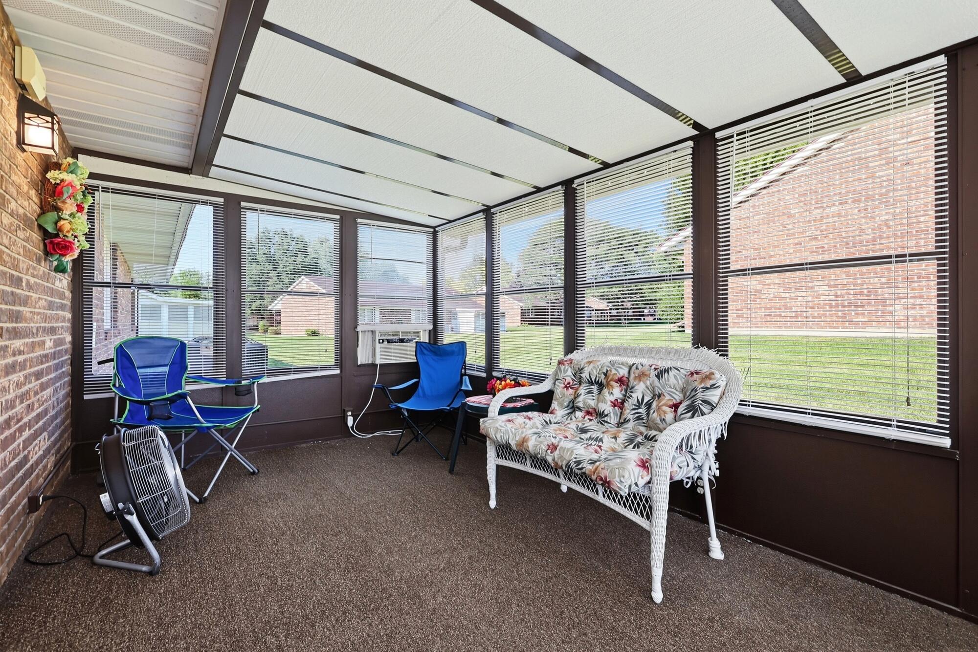 3023 Brixton, Springfield, Ohio 45503