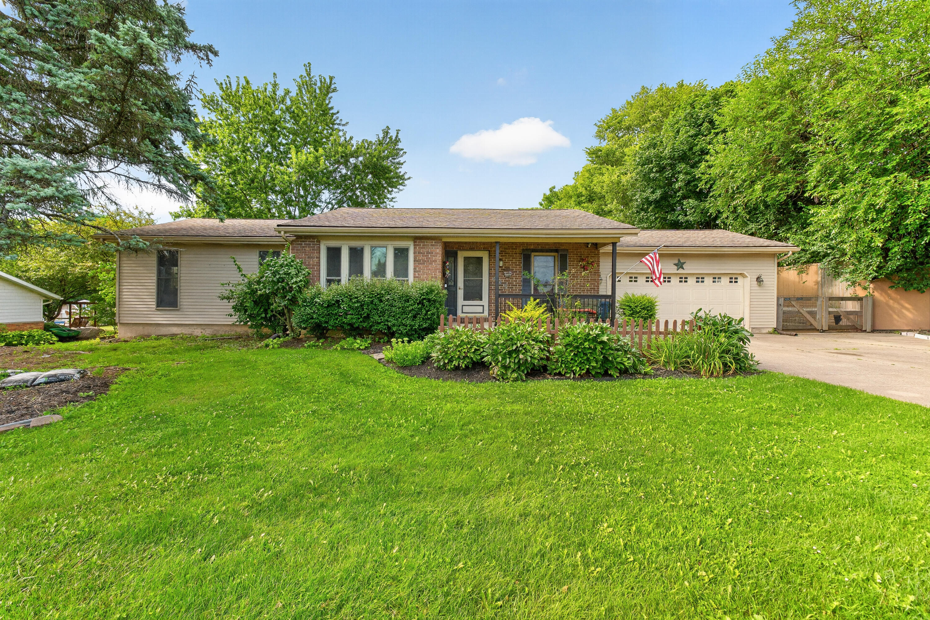 845 Reservoir, Bellefontaine, Ohio 43311