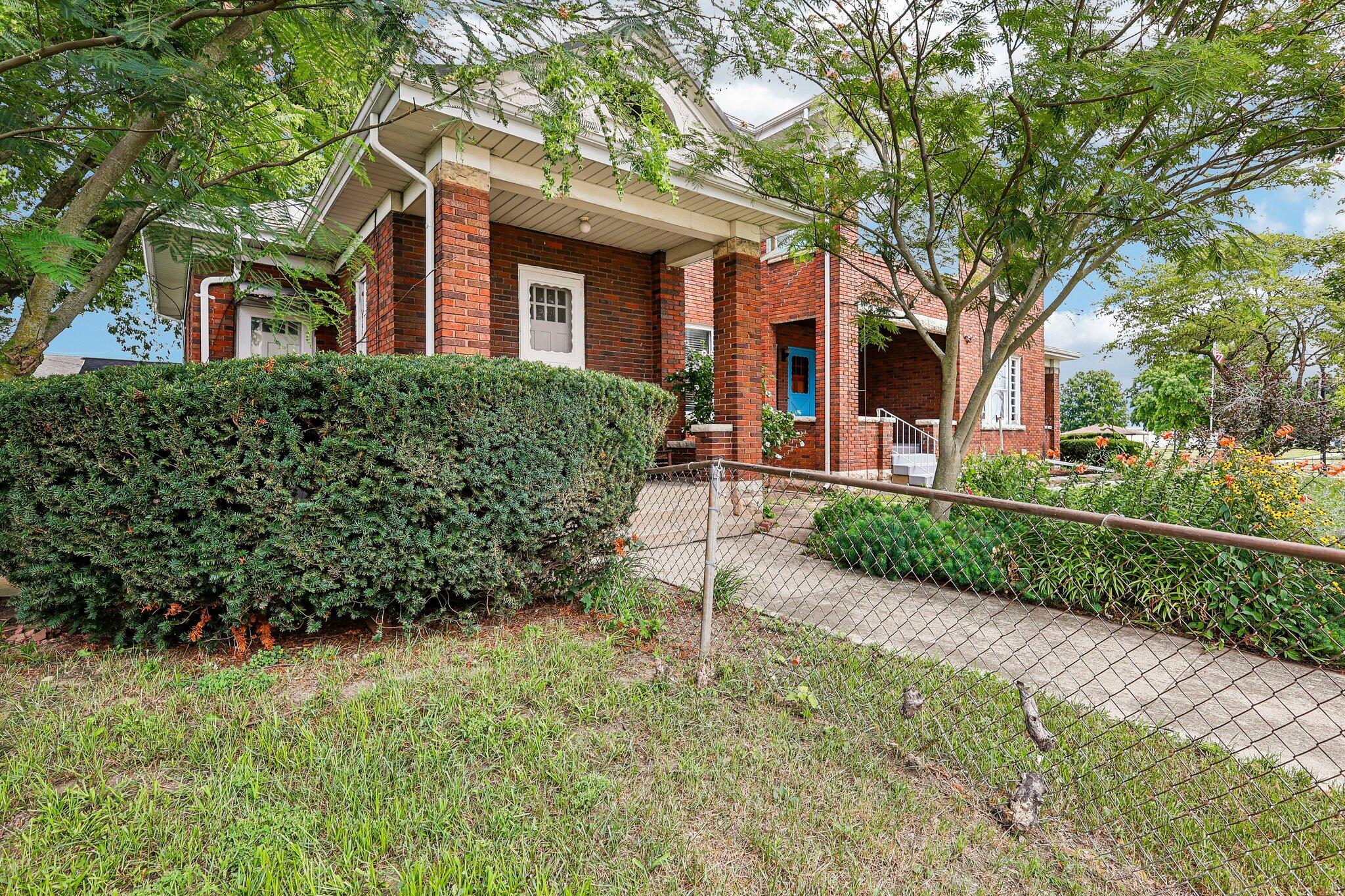 105 Miami, Bradford, Ohio 45308