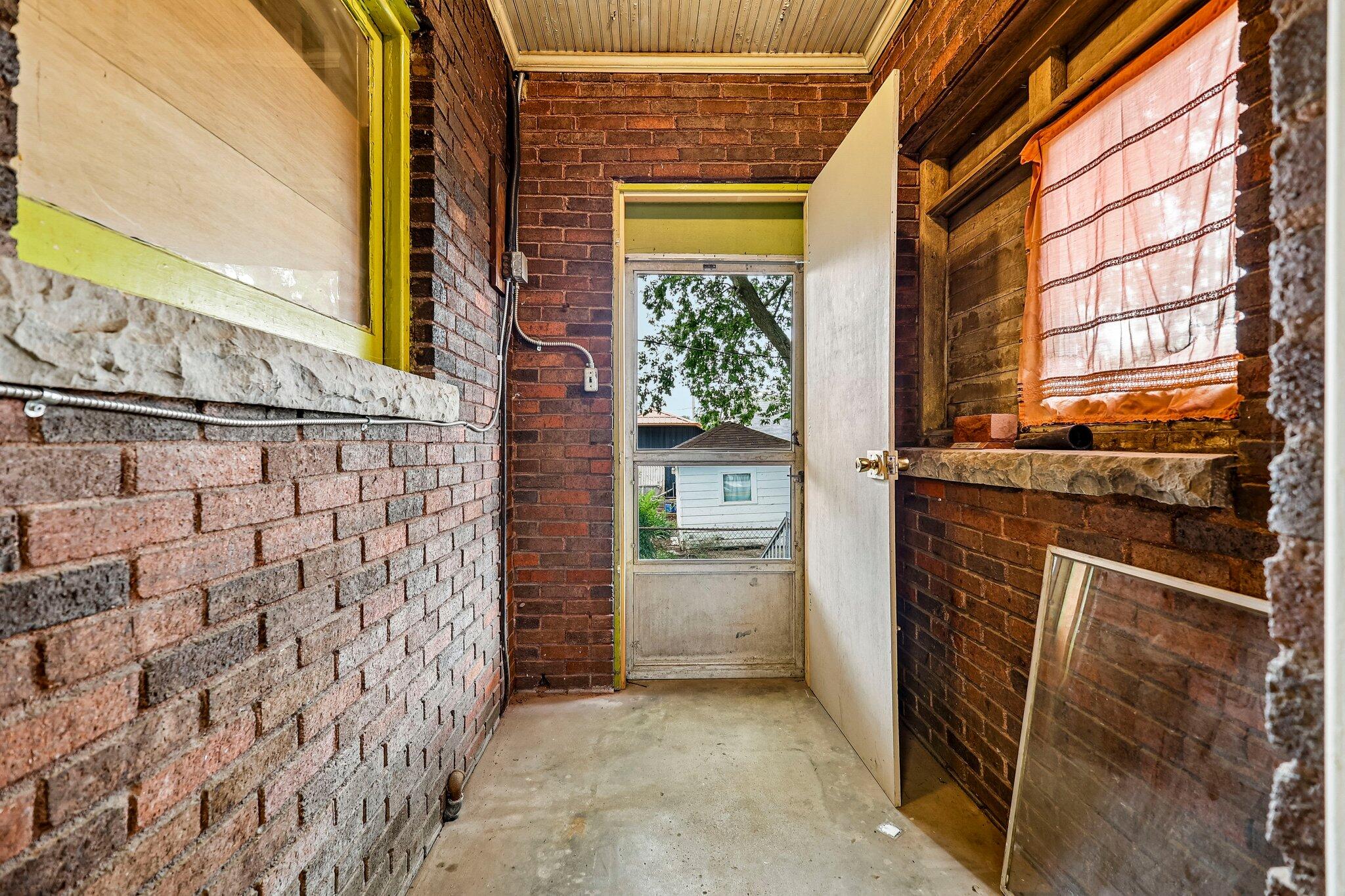 105 Miami, Bradford, Ohio 45308