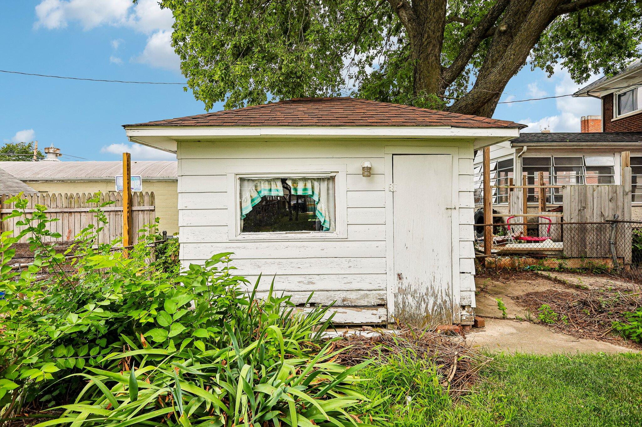 105 Miami, Bradford, Ohio 45308