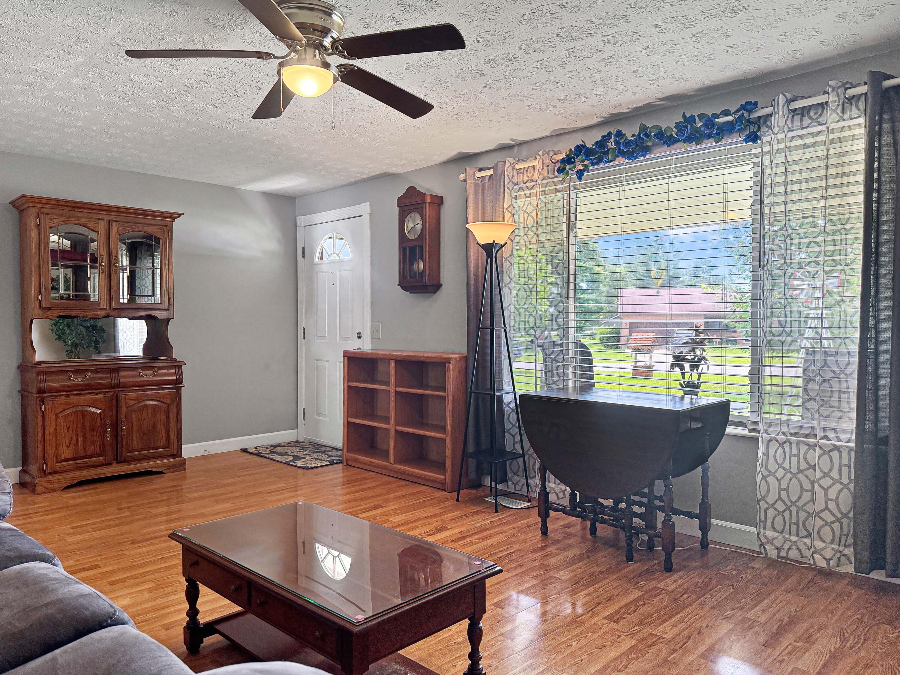 4049 Walnut Grove, Urbana, Ohio 43078