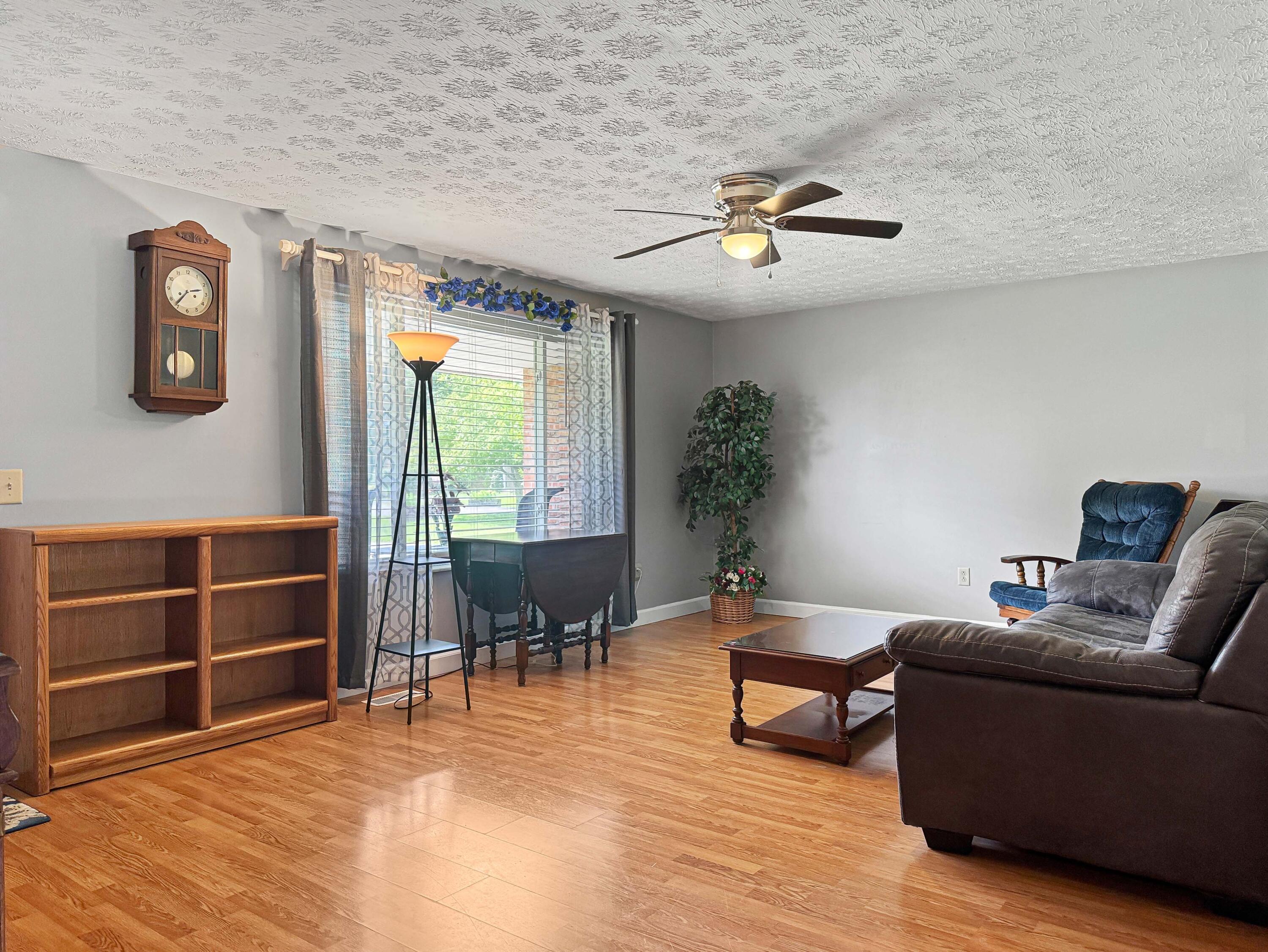 4049 Walnut Grove, Urbana, Ohio 43078