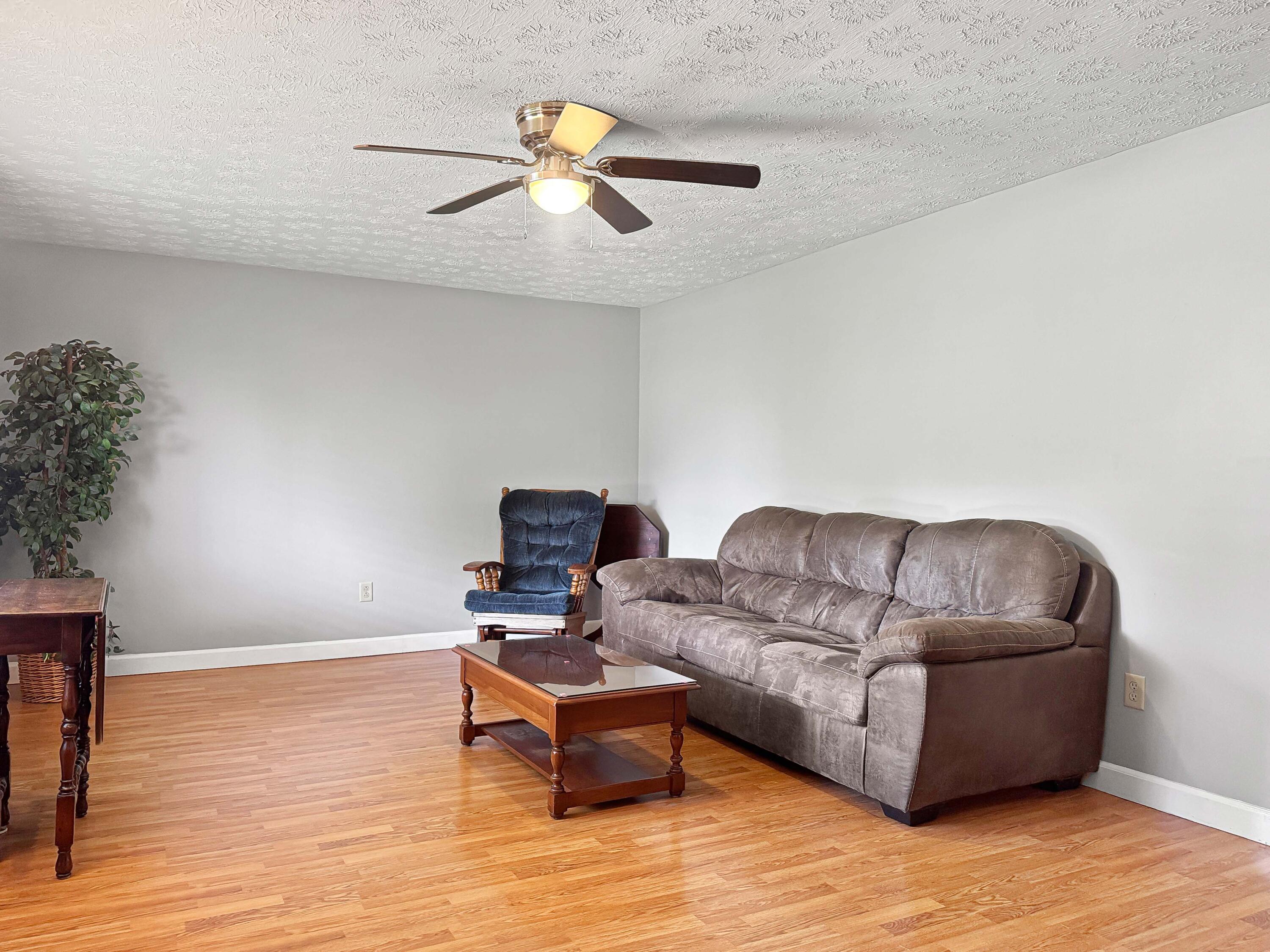 4049 Walnut Grove, Urbana, Ohio 43078