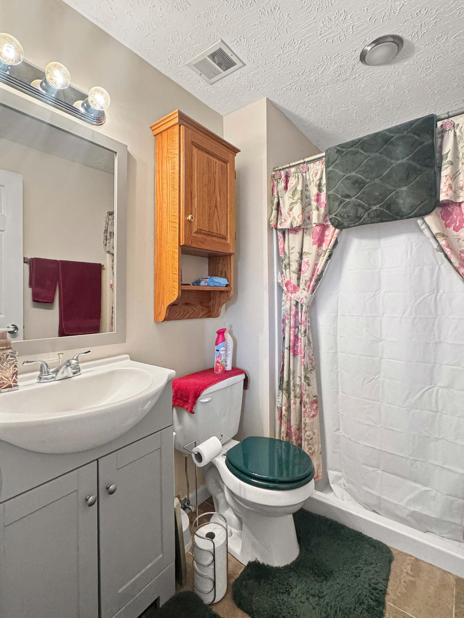 4049 Walnut Grove, Urbana, Ohio 43078